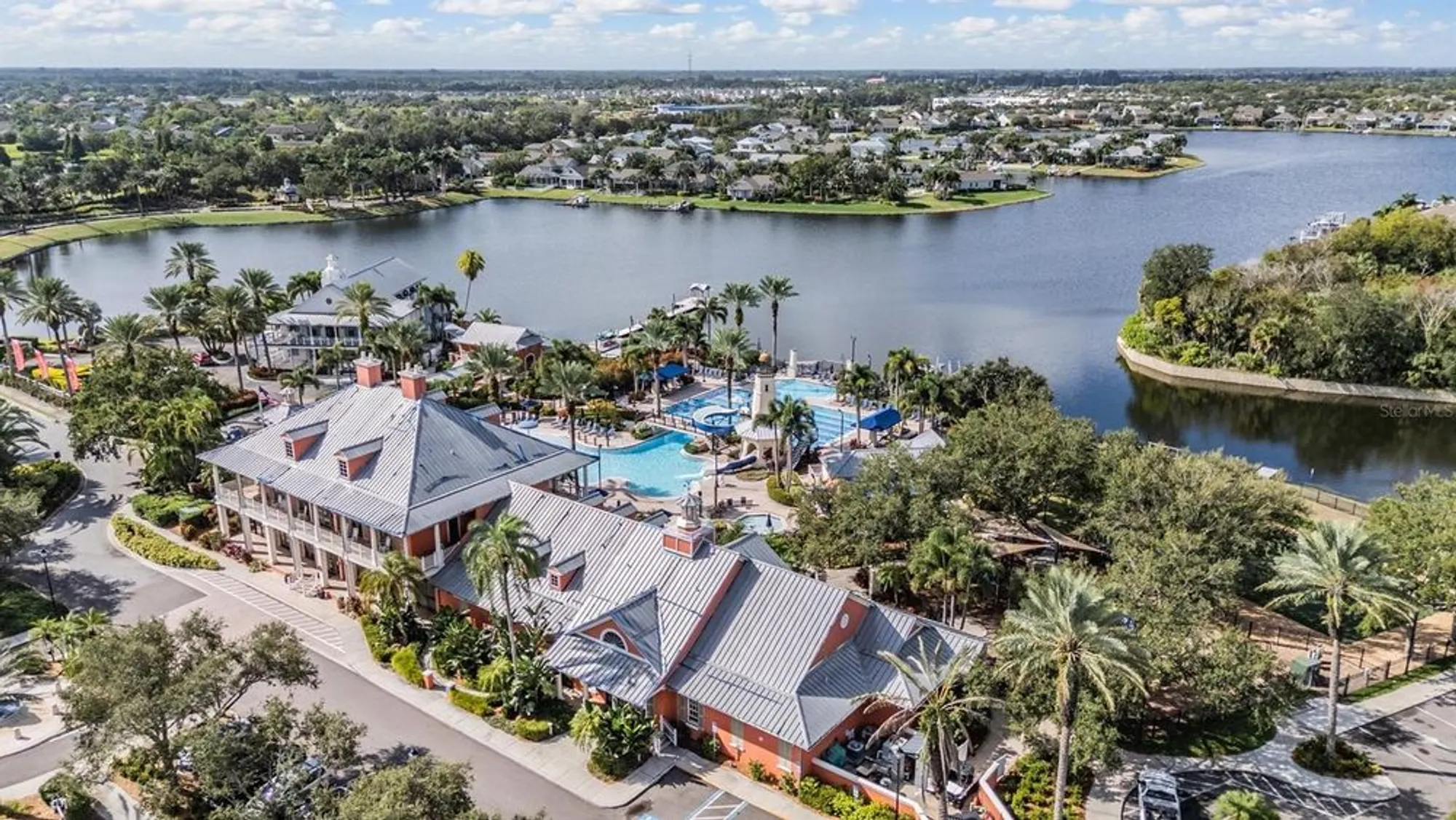 Property Slideshow image 32 of 43 | 218 summerside ct, Apollo Beach, FL, 33572