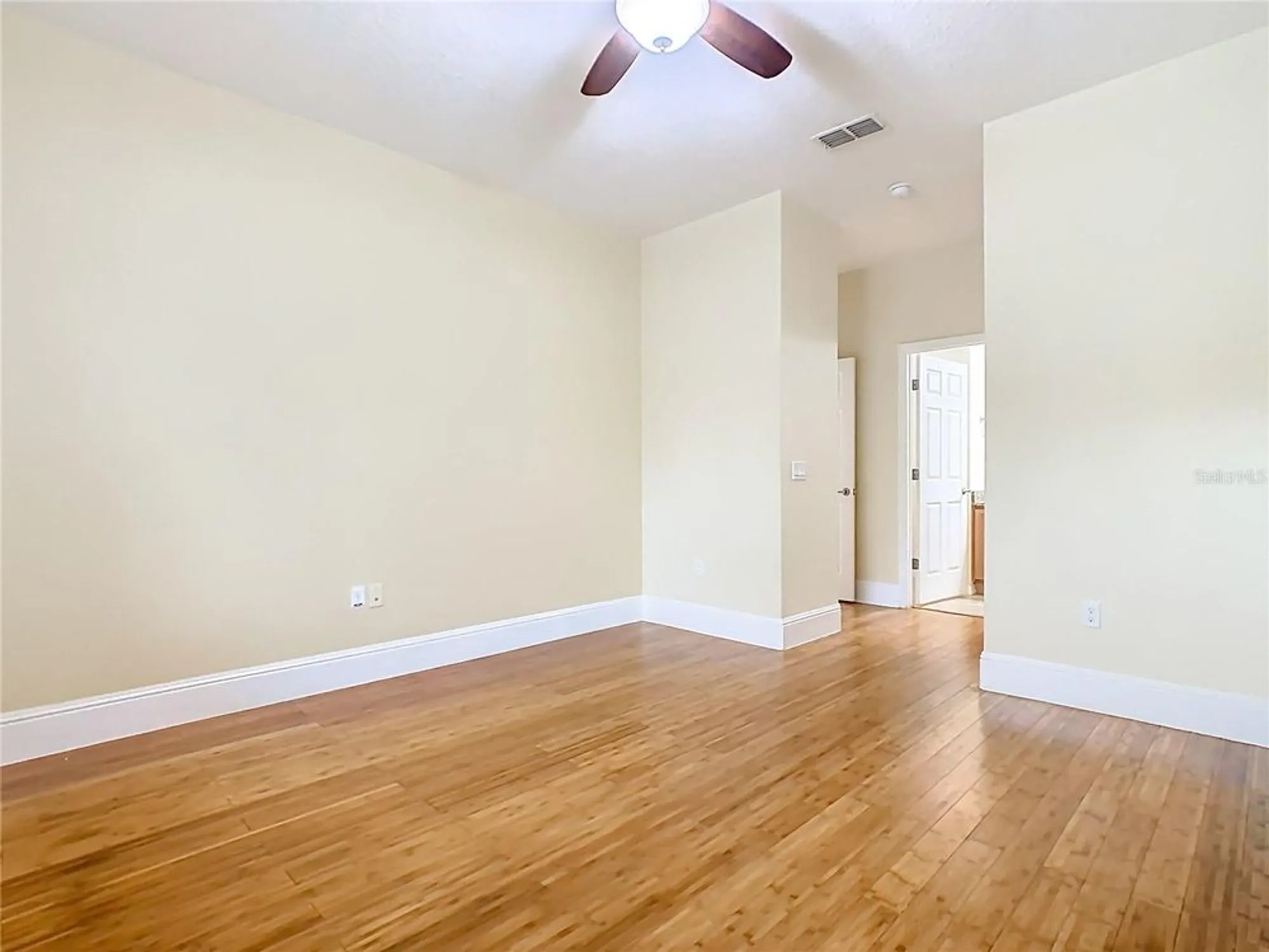 Property Slideshow image 19 of 42 | 784 grand canal dr, Poinciana, FL, 34759