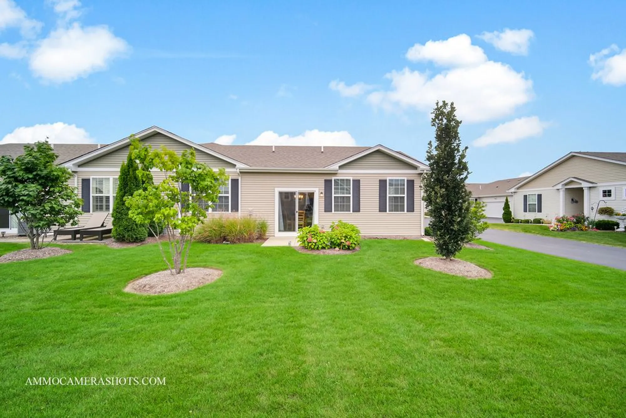 Property Slideshow image 25 of 29 | 1108 crestview ln # 1354, Pingree Grove, IL, 60140