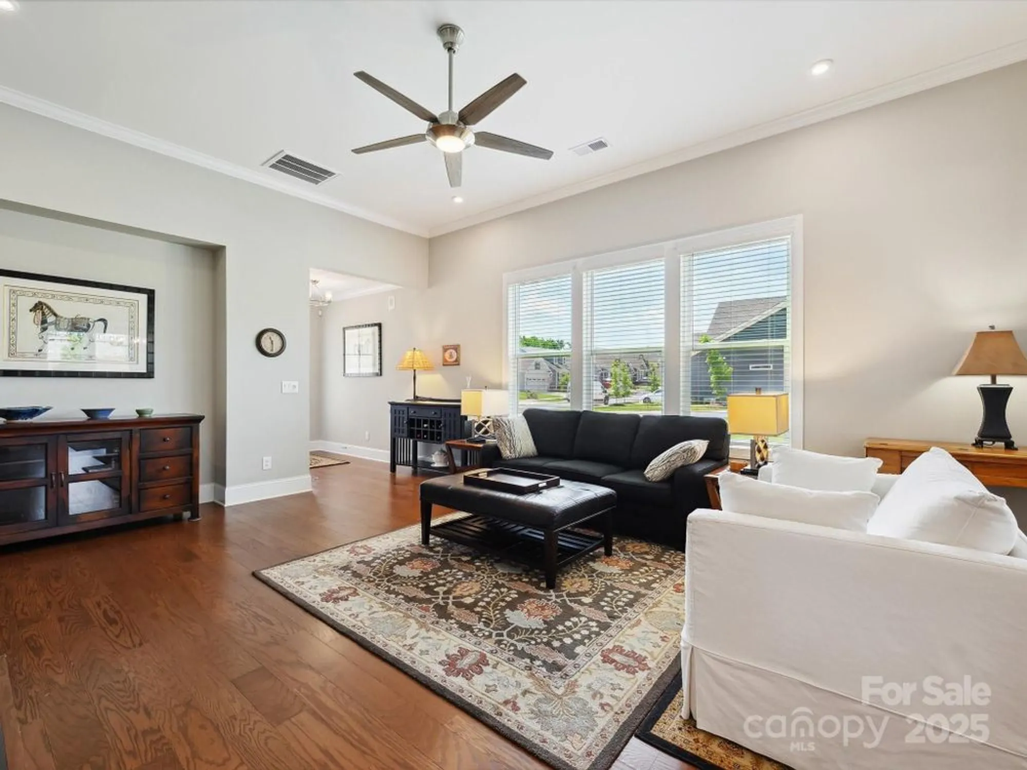 Property Slideshow image 8 of 34 | 10305 superb ln, Charlotte, NC, 28215