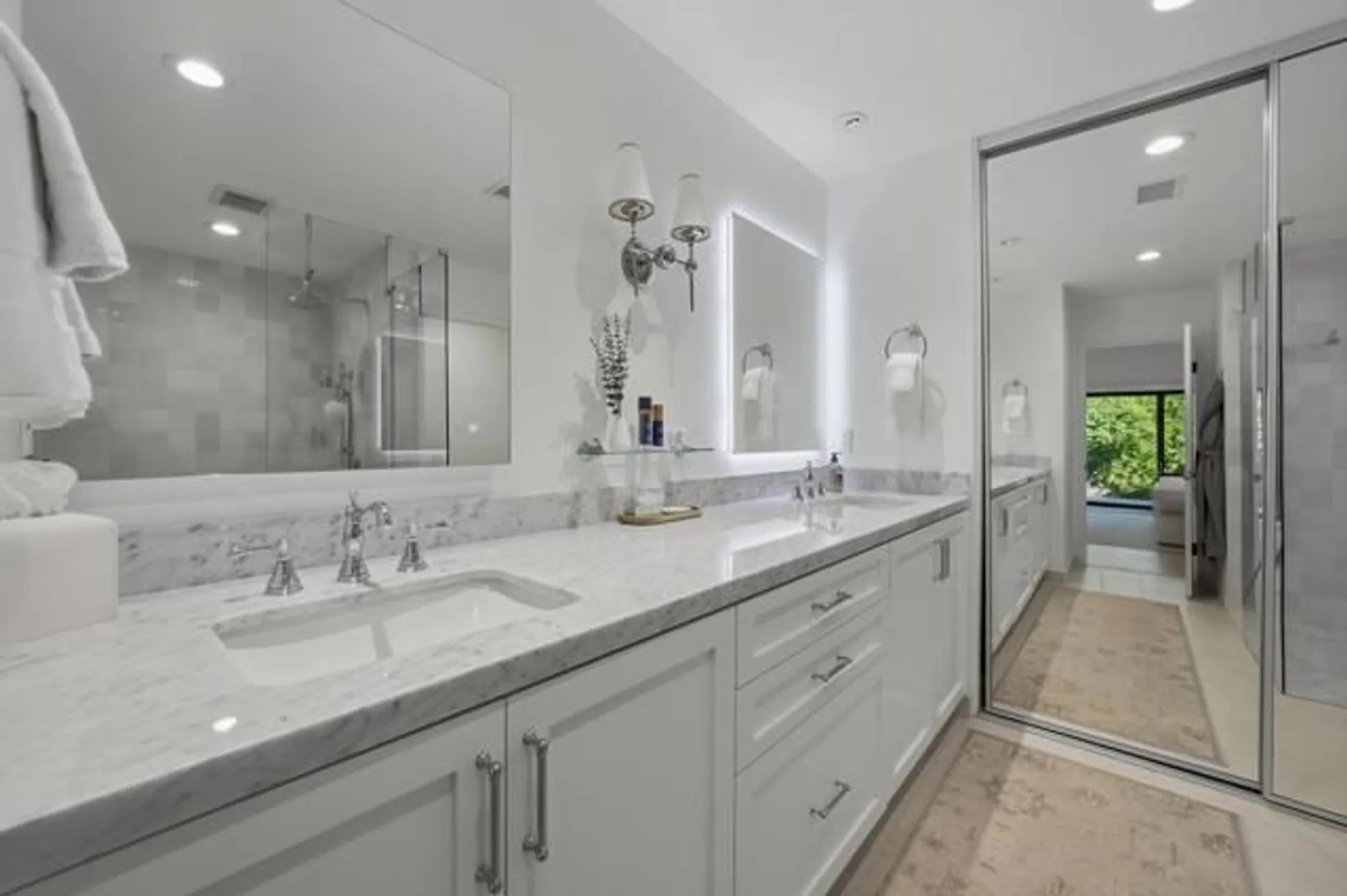 Property Slideshow image 21 of 35 | 54860 oak tree a32, La Quinta, CA, 92253