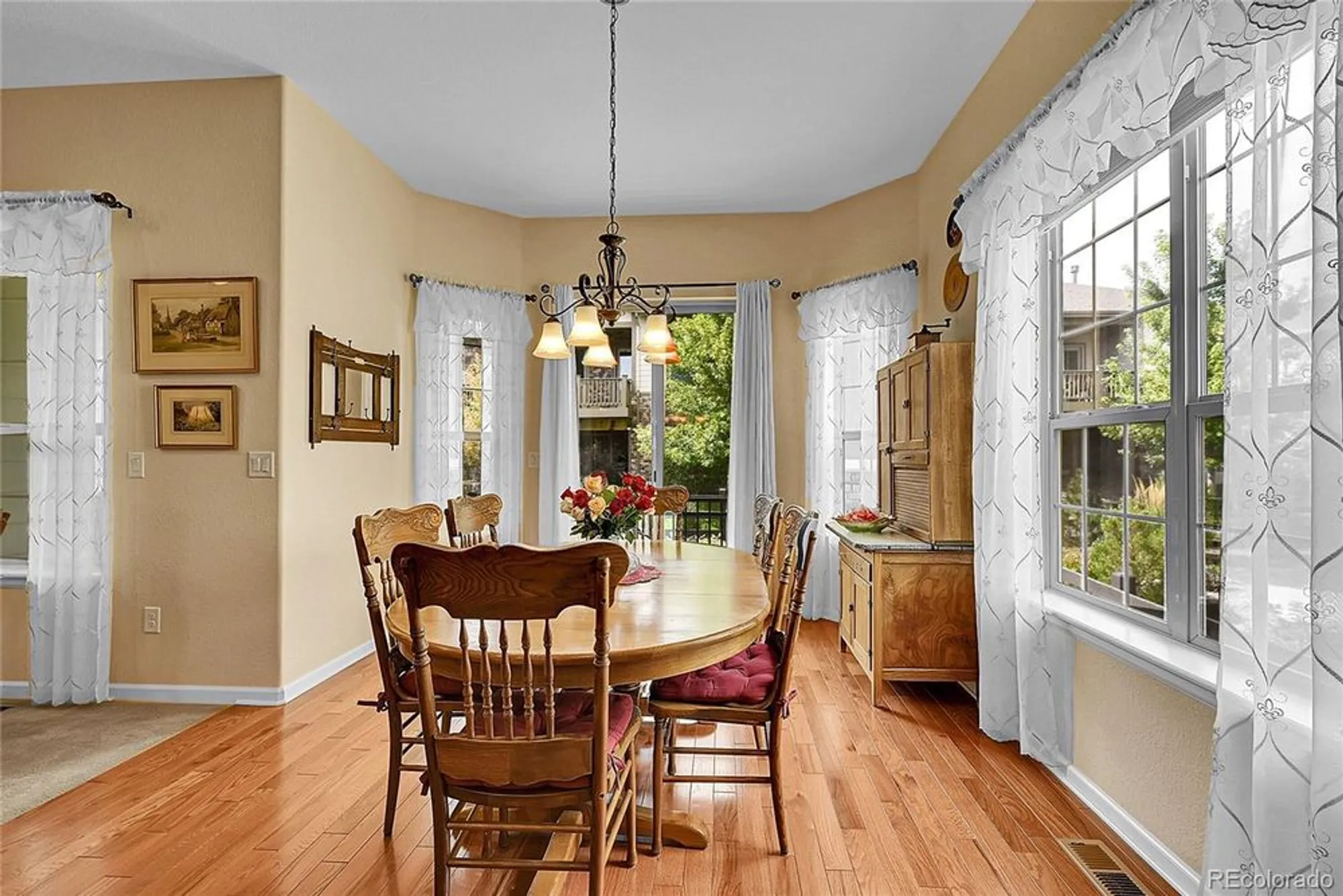 Property Slideshow image 14 of 40 | 22680 e eads cir, Aurora, CO, 80016