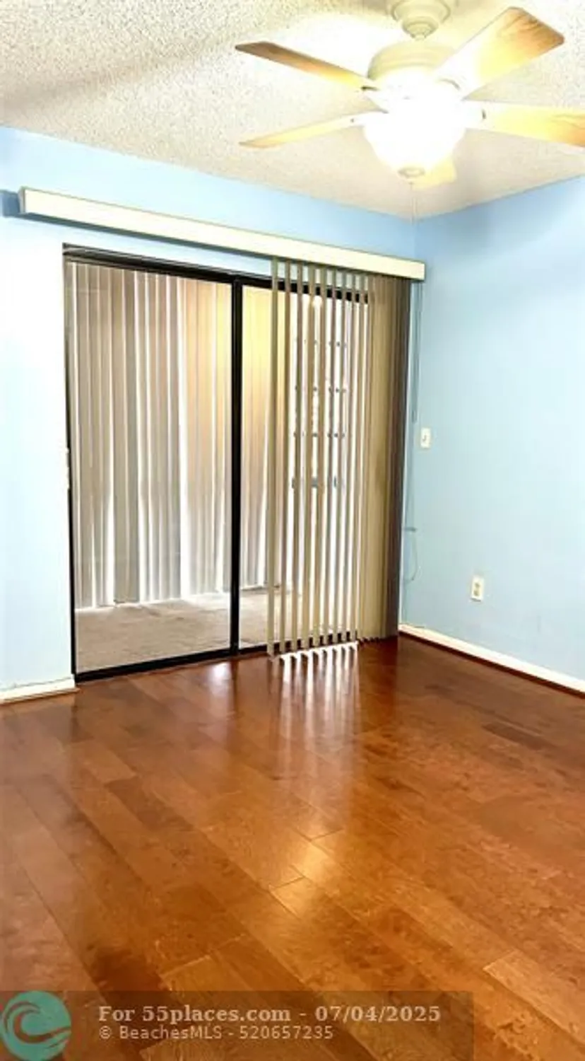 Property Slideshow image 10 of 14 | 10429 e clairmont cir # 108, Tamarac, FL, 33321