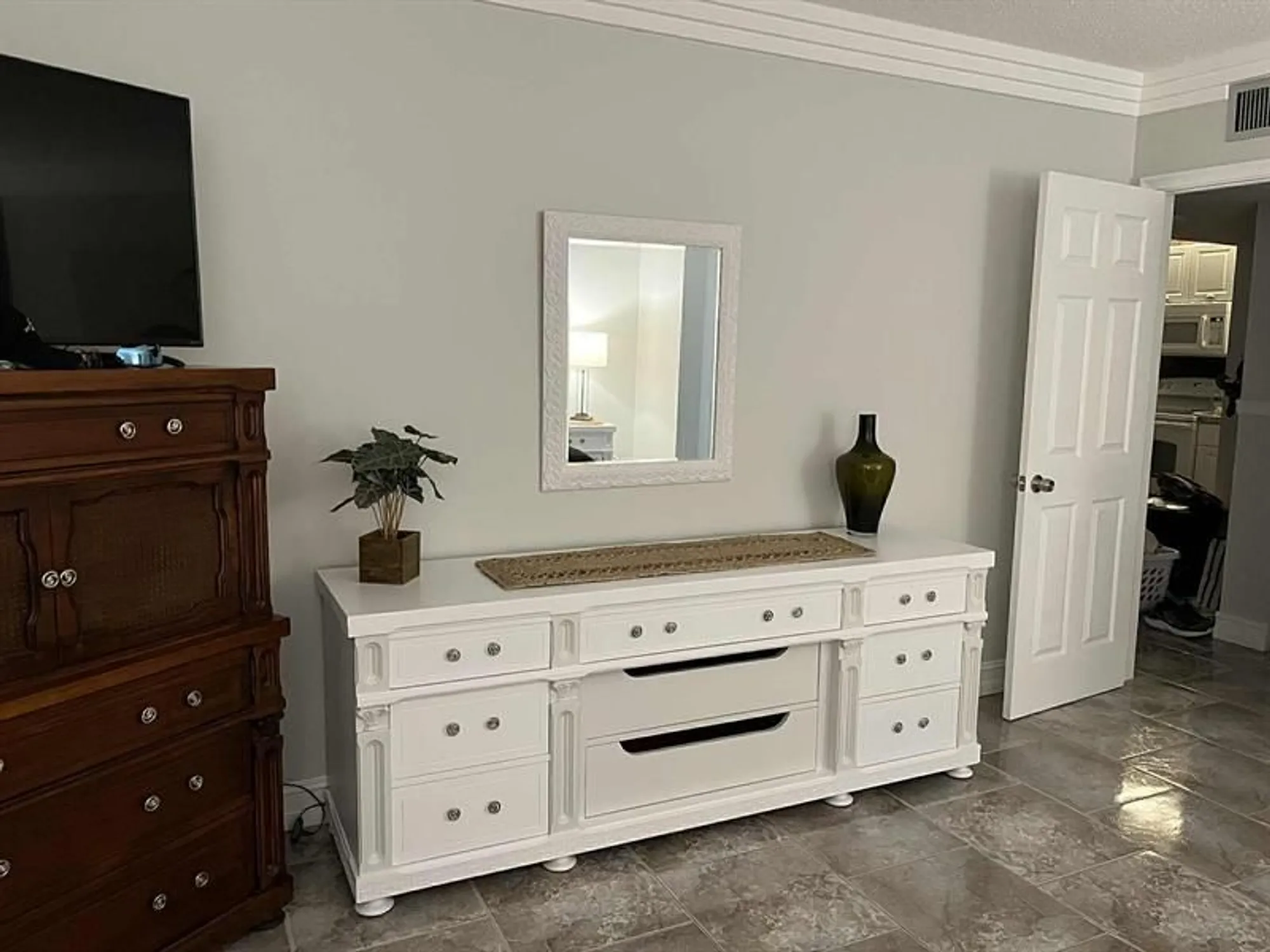 Property Slideshow image 9 of 15 | 4770 nw 21st st apt 405, Lauderhill, FL, 33313