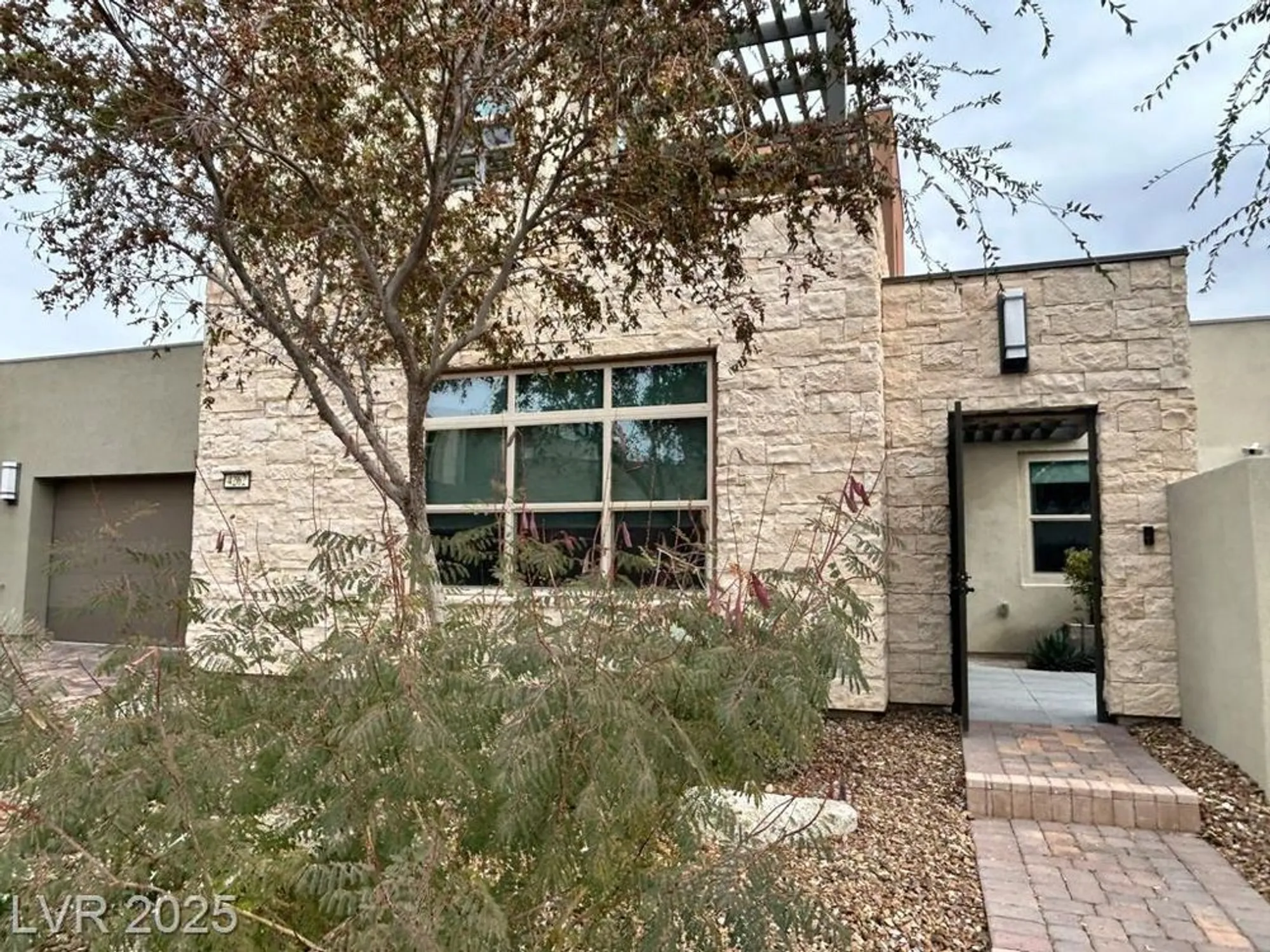 Property Slideshow image 1 of 17 | 4262 swift st, Las Vegas, NV, 89135