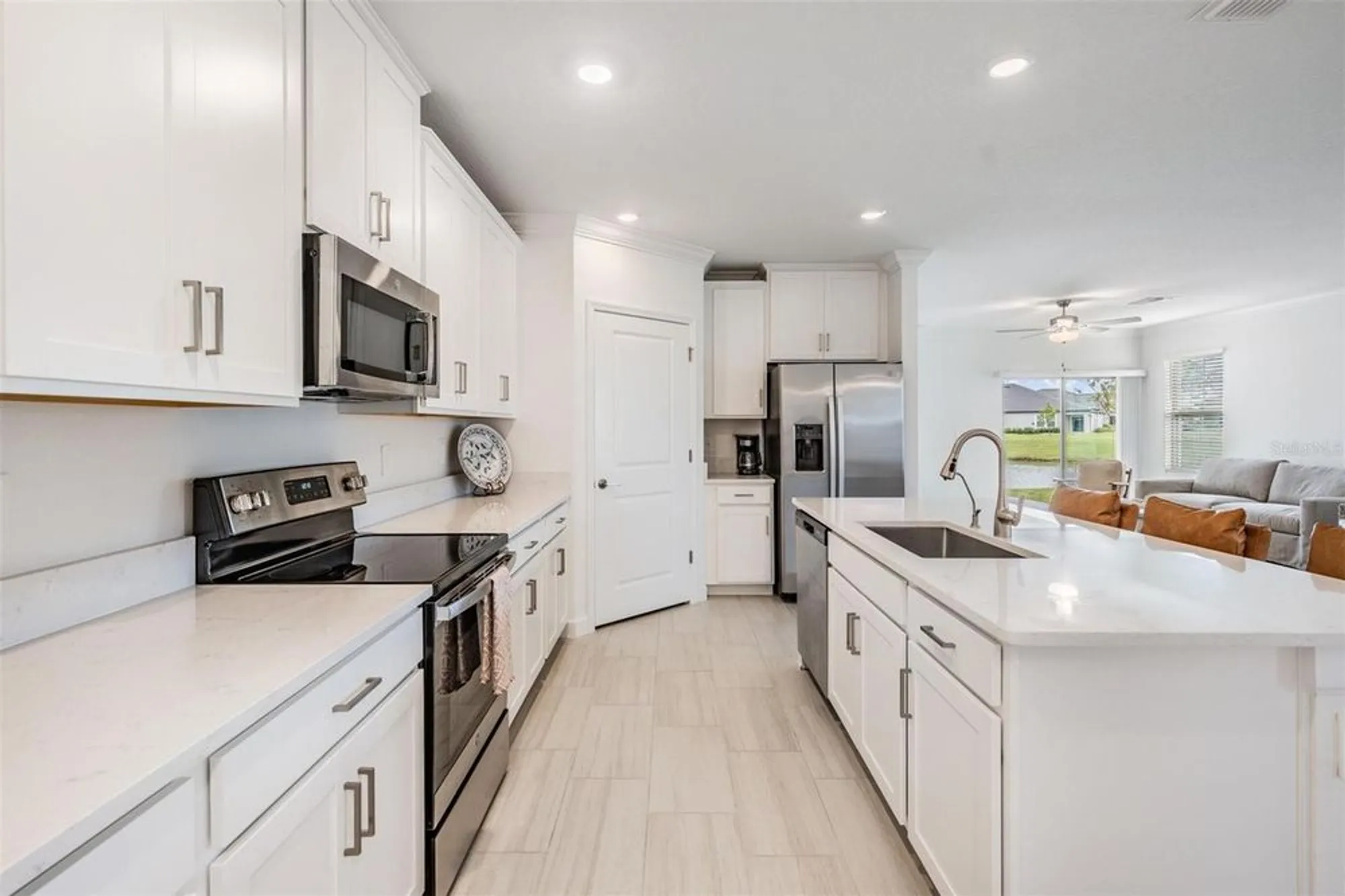 Property Slideshow image 22 of 93 | 10935 gable dig loop, San Antonio, FL, 33576