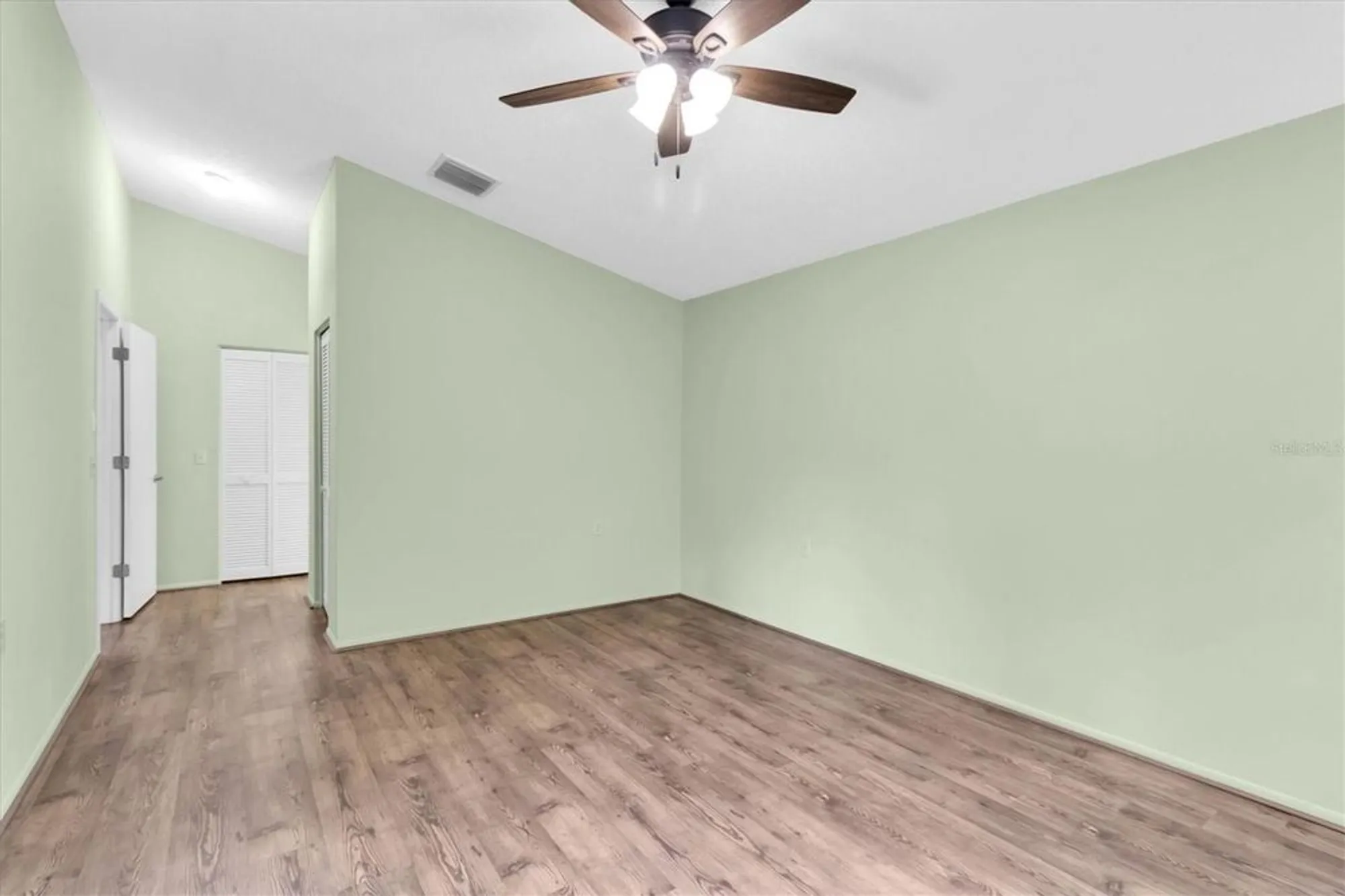 Property Slideshow image 16 of 38 | 4720 sheffield dr # 4720, New Port Richey, FL, 34655