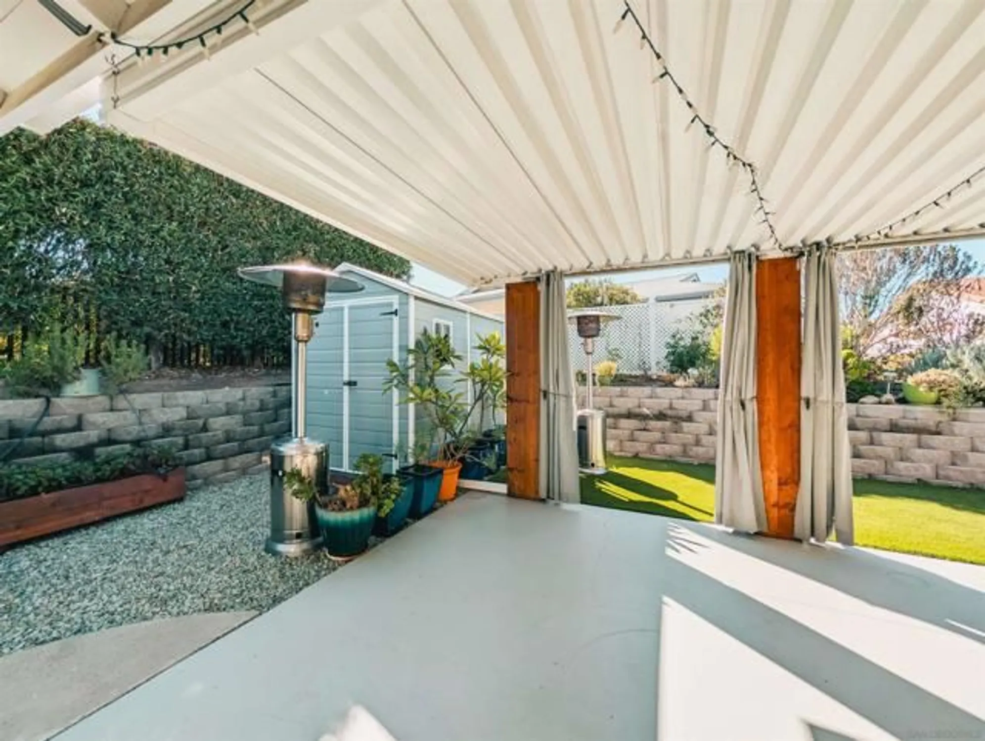 Property Slideshow image 38 of 57 | 16482 roca dr, San Diego, CA, 92128