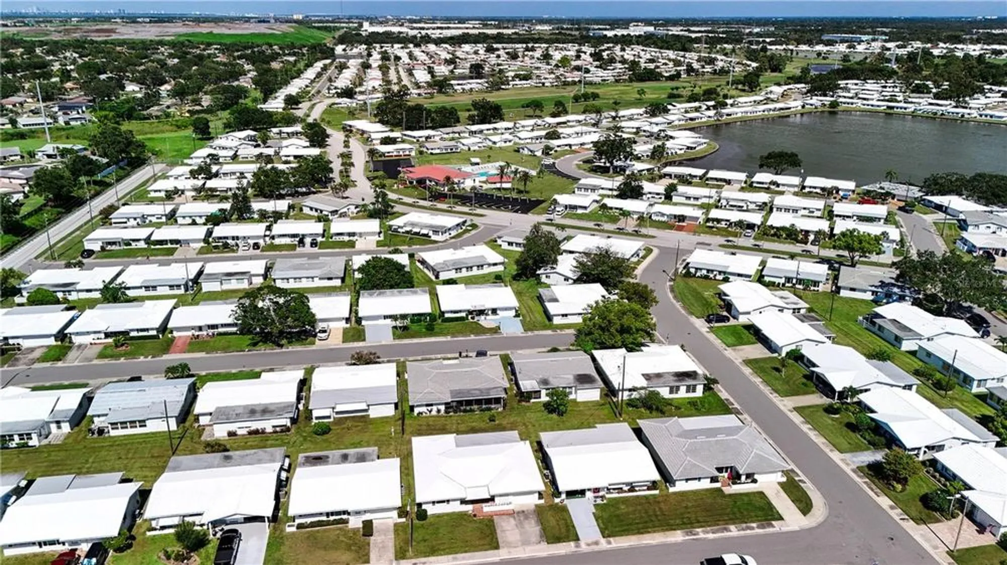 Property Slideshow image 40 of 52 | 10139 44th way n # 10139, Pinellas Park, FL, 33782