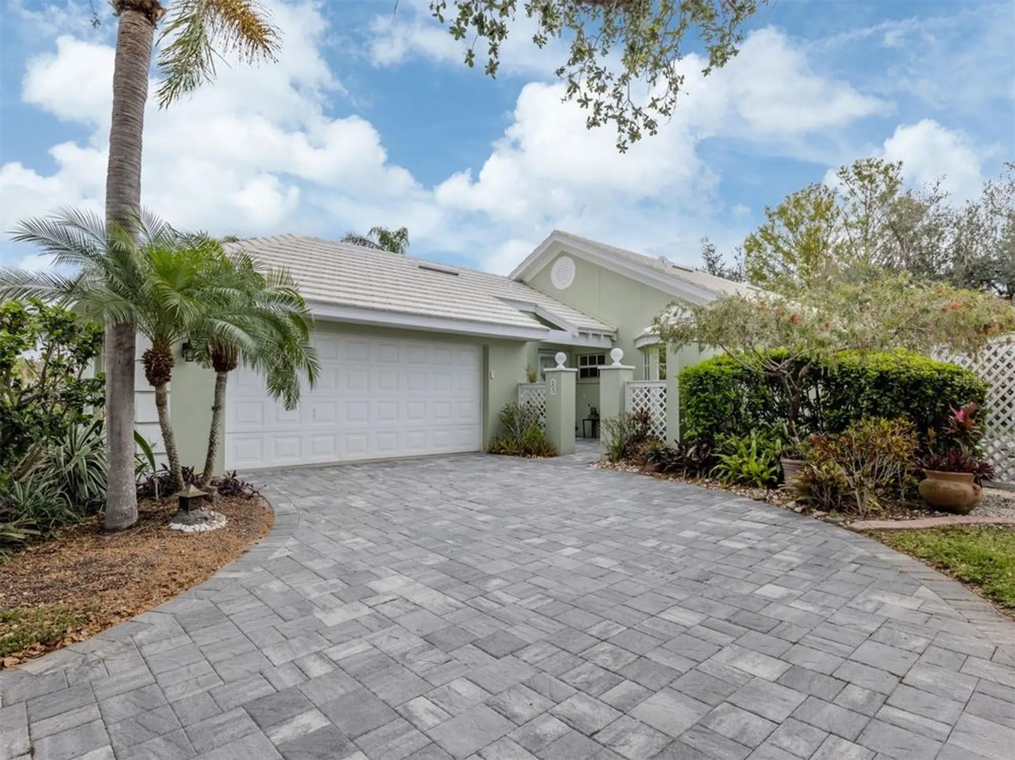 Property Slideshow image 1 of 83 | 503 clubside cir 47, Venice, FL, 34293