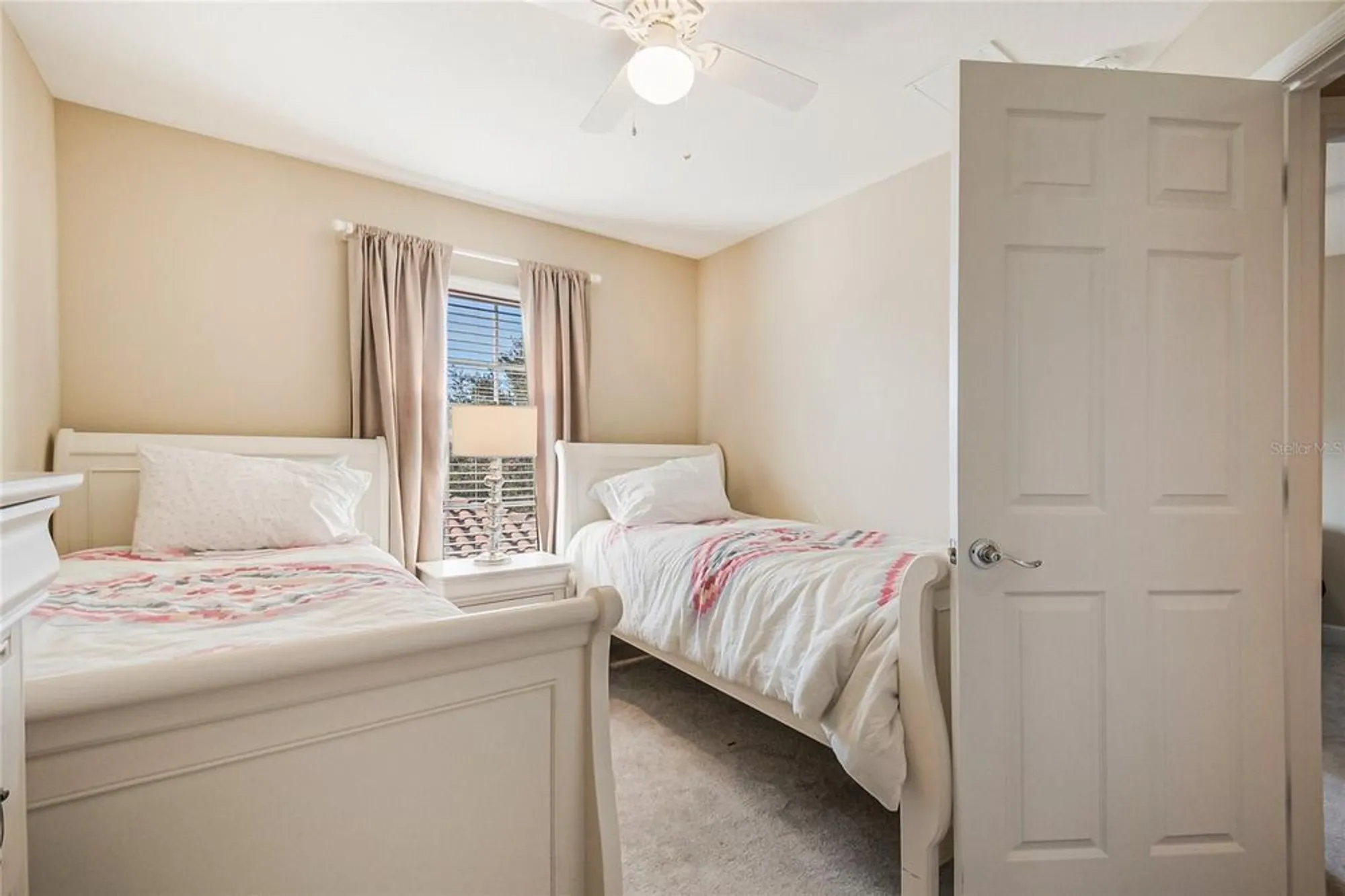 Property Slideshow image 27 of 67 | 12010 lorenza ln, Orlando, FL, 32827