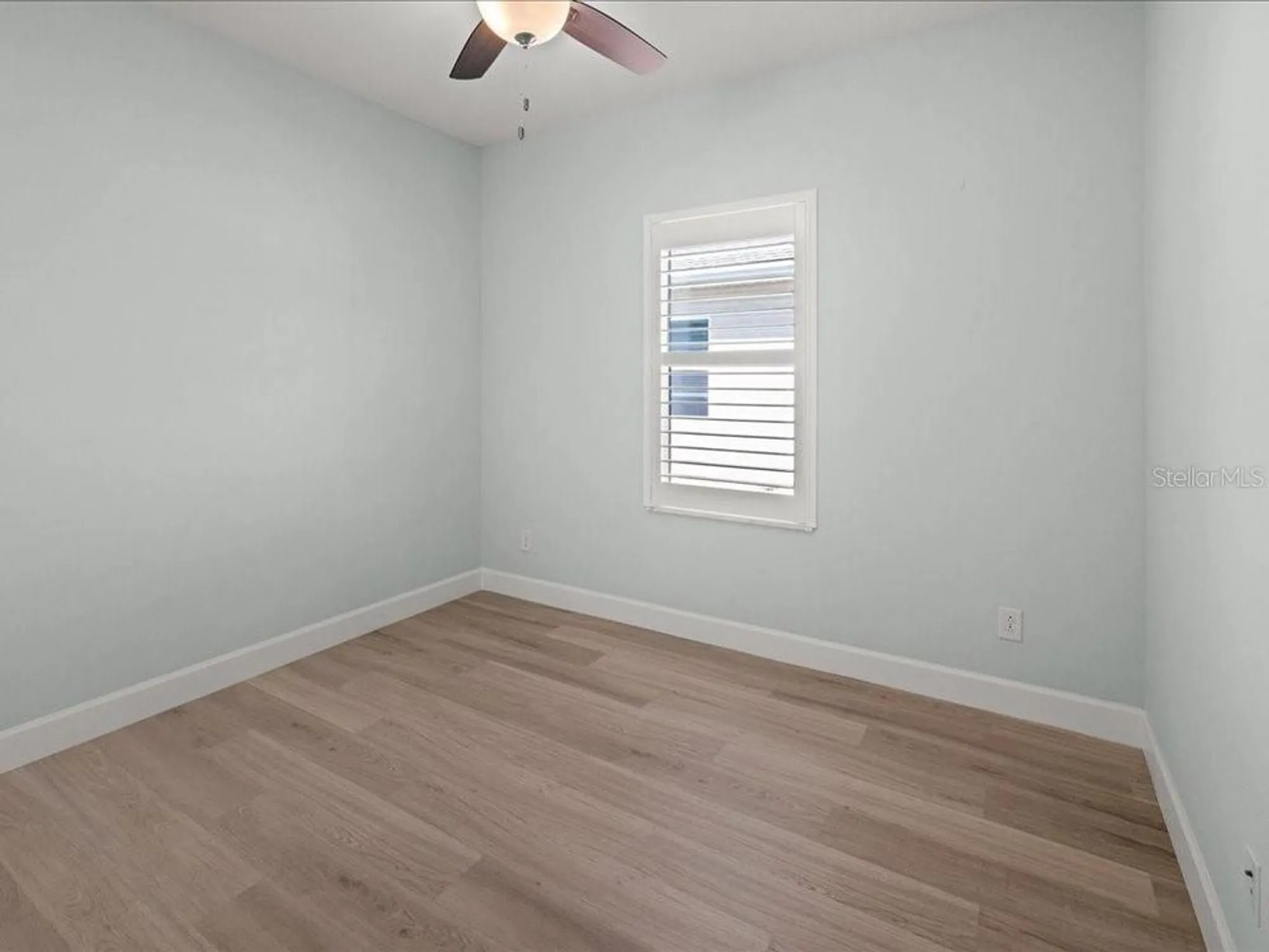 Property Slideshow image 31 of 47 | 552 box elder ct, Englewood, FL, 34223