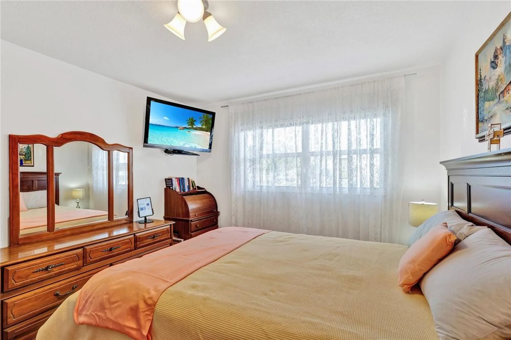 Property Slideshow image 17 of 38 | 2463 brazilia dr apt 31, Clearwater, FL, 33763