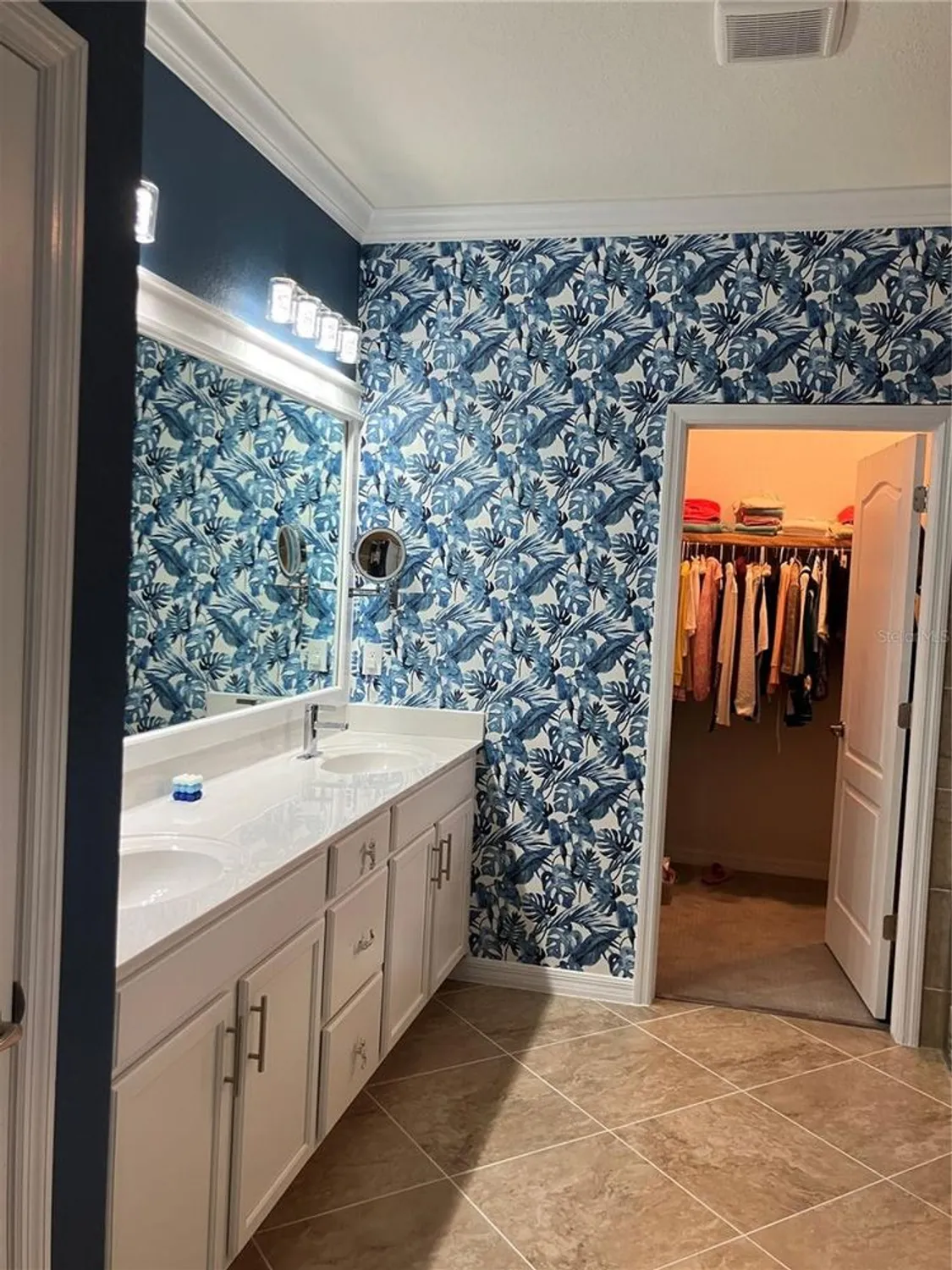 Property Slideshow image 8 of 10 | 10093 cozy grove dr, Venice, FL, 34293