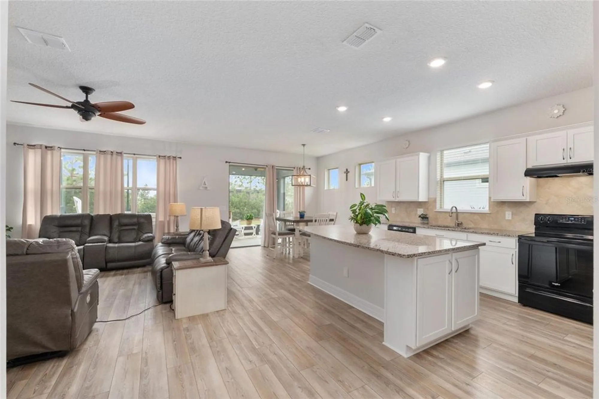 Property Slideshow image 10 of 54 | 9365 sw 56th loop, Ocala, FL, 34481