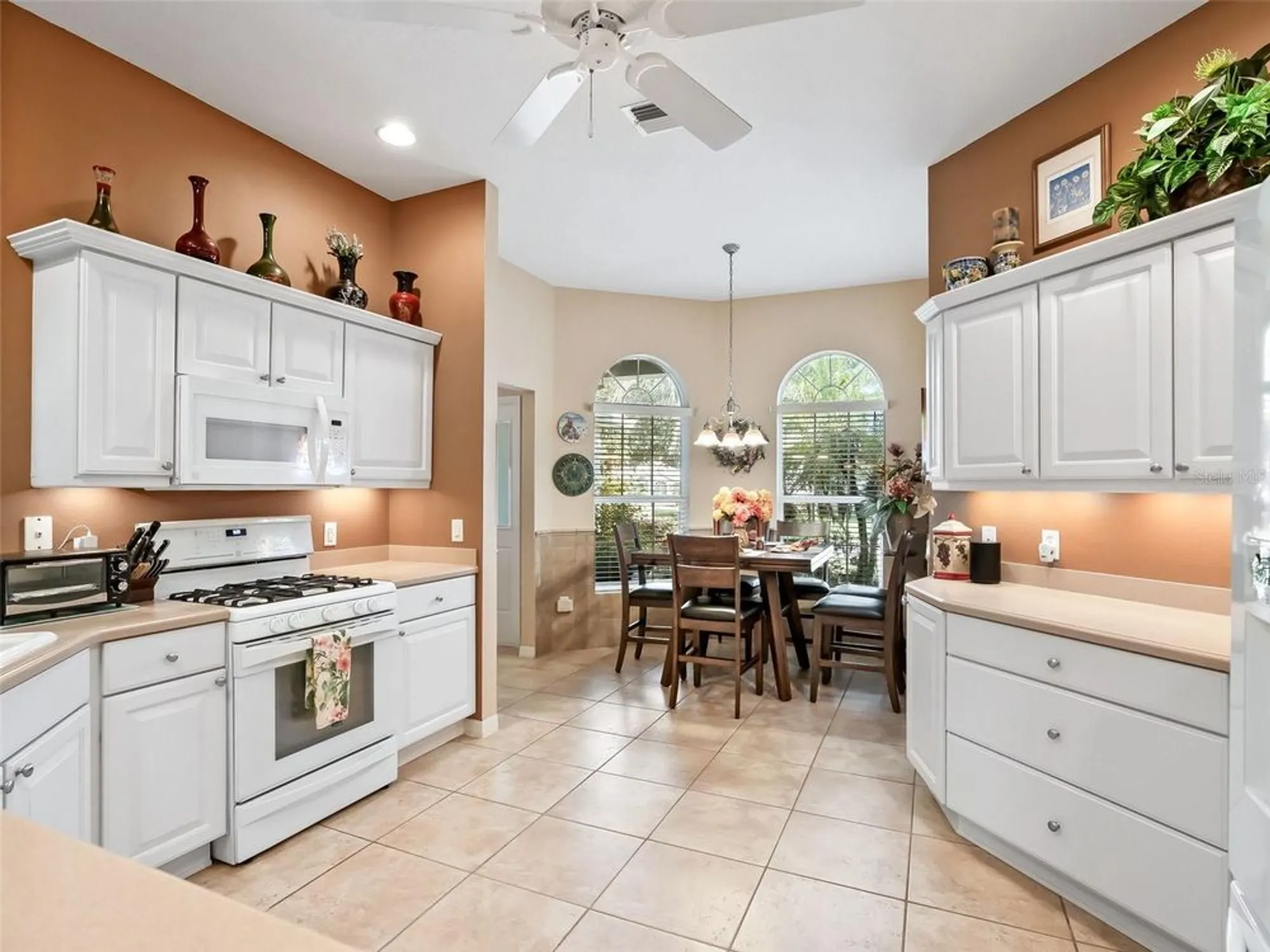 Property Slideshow image 9 of 37 | 7177 se 172nd hazelwood loop, The Villages, FL, 32162
