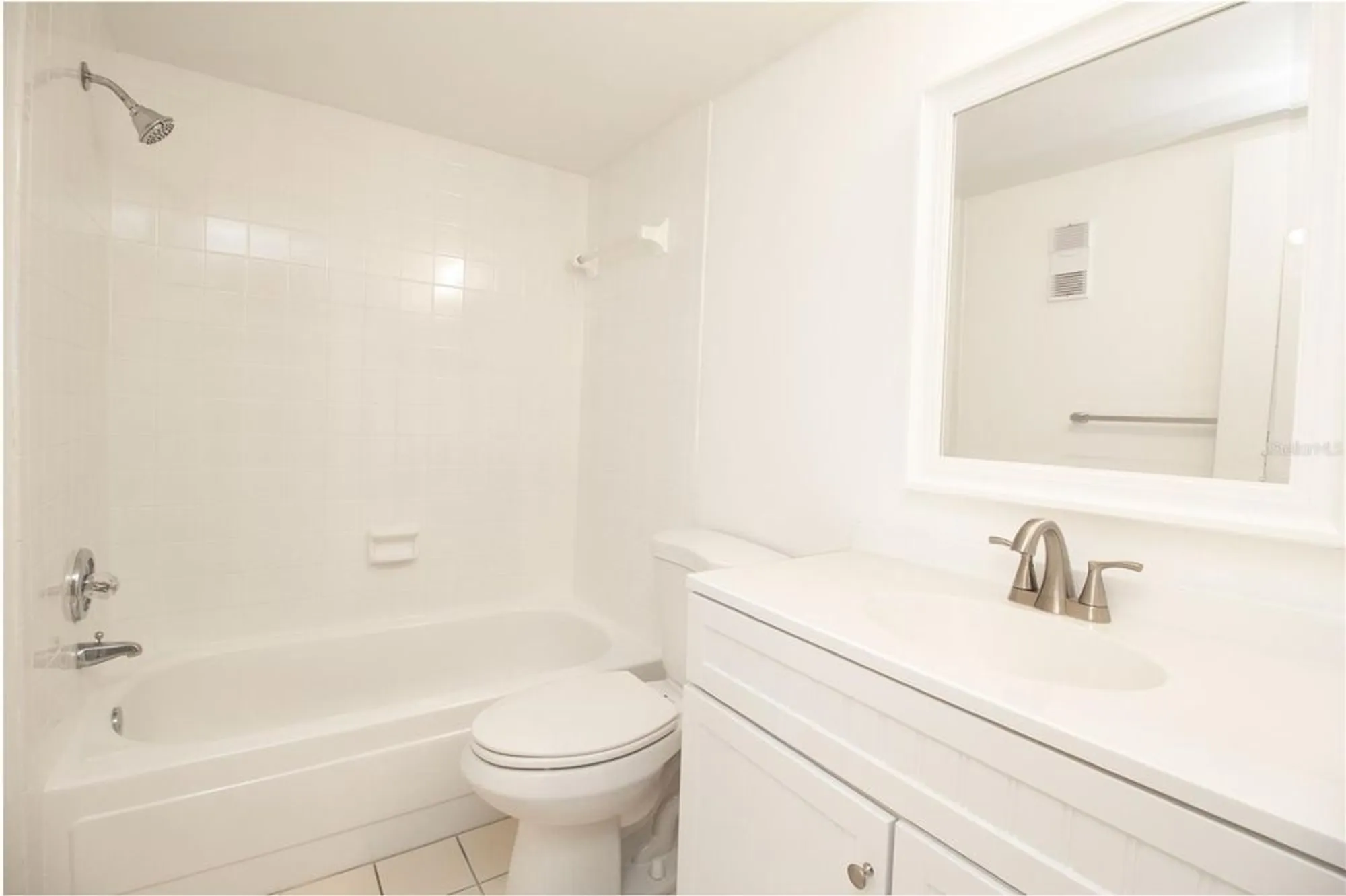 Property Slideshow image 20 of 37 | 14130 rosemary ln 4211, Largo, FL, 33774
