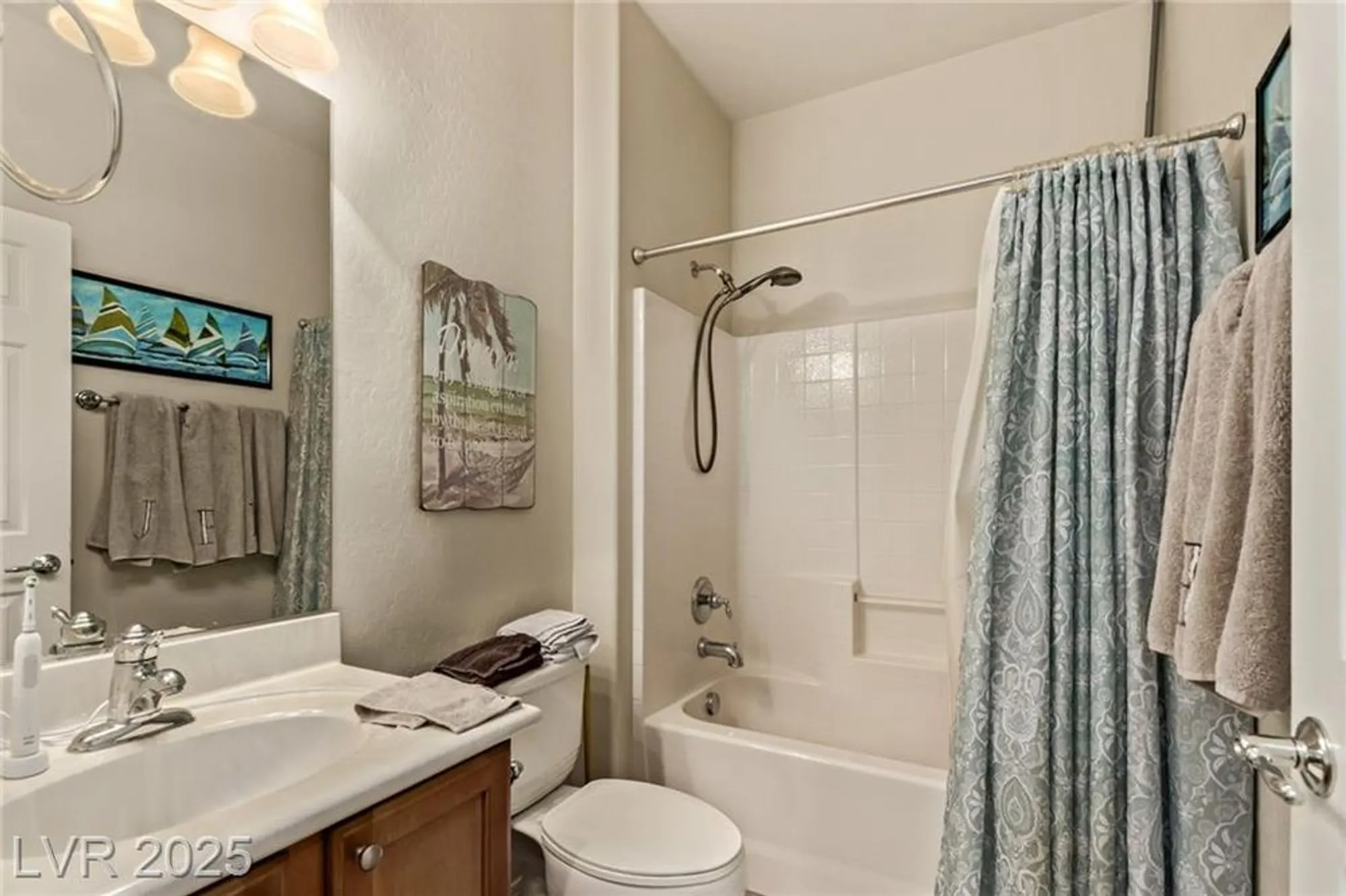 Property Slideshow image 20 of 65 | 3447 halter dr, Las Vegas, NV, 89122