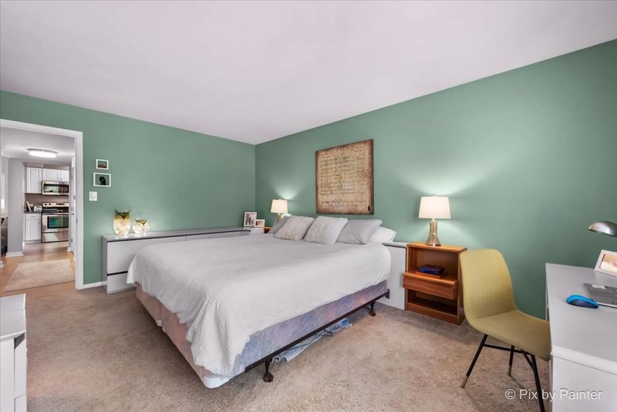 Property Slideshow image 24 of 39 | 209 shoreline rd b, Lake Barrington, IL, 60010