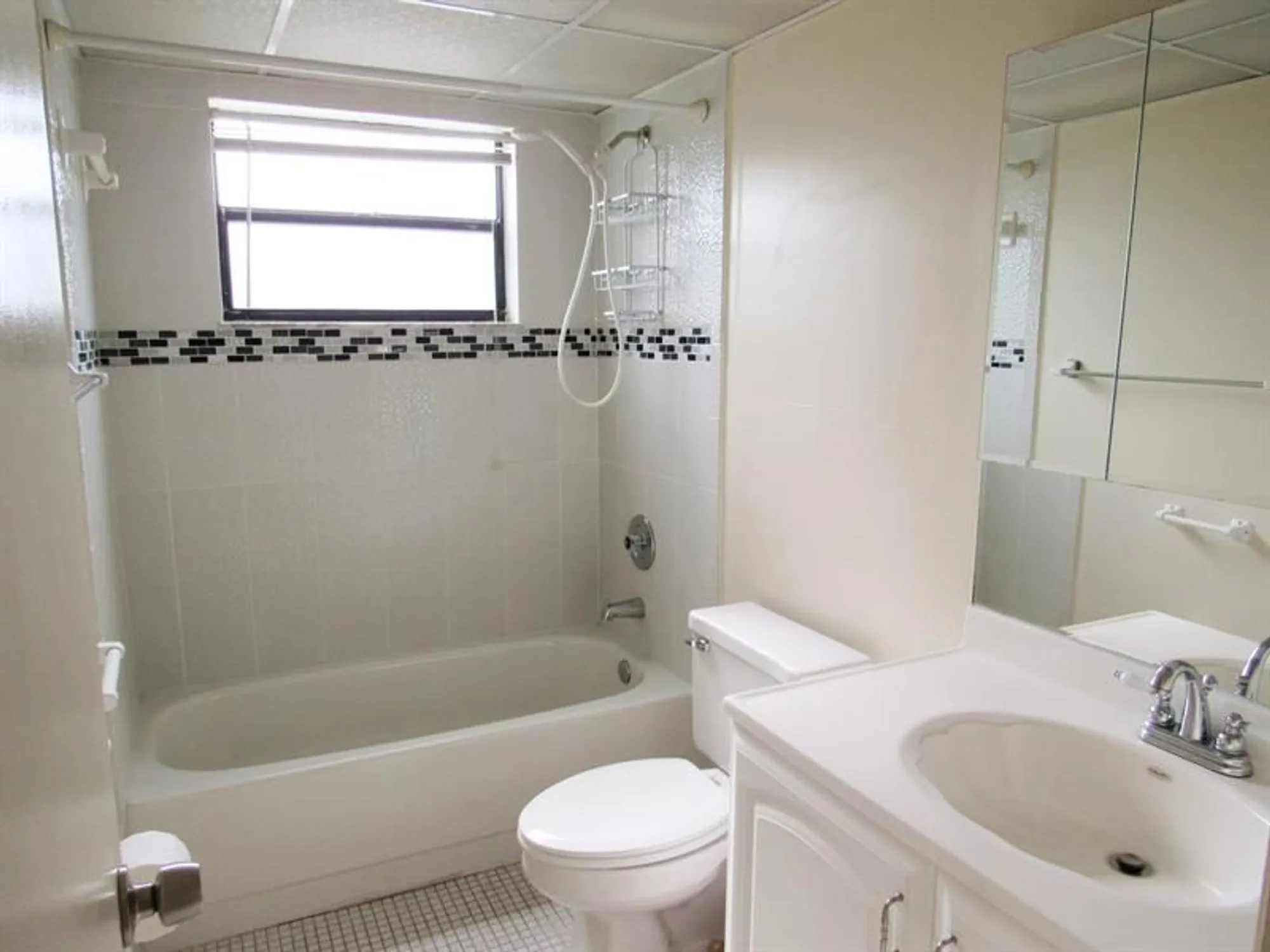 Property Slideshow image 28 of 52 | 6351 n university dr 224, Tamarac, FL, 33321