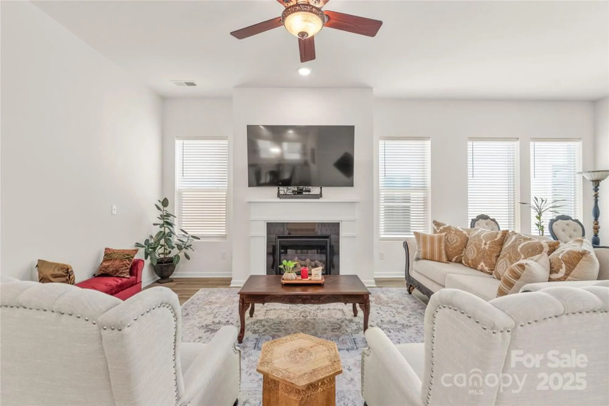 Property Slideshow image 18 of 43 | 1338 encore ln, Waxhaw, NC, 28173