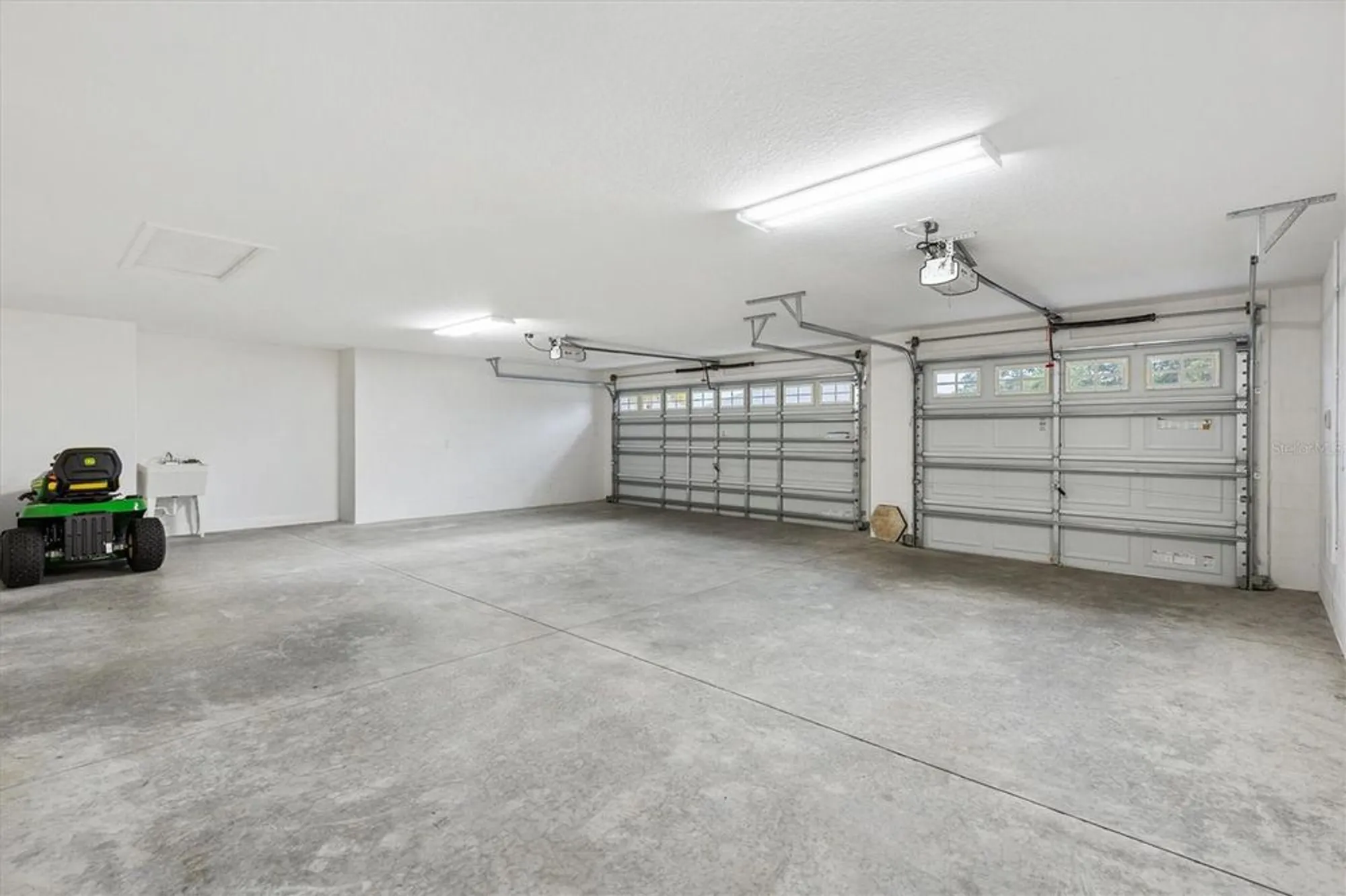 Property Slideshow image 34 of 47 | 5868 wood stork way, The Villages, FL, 32163