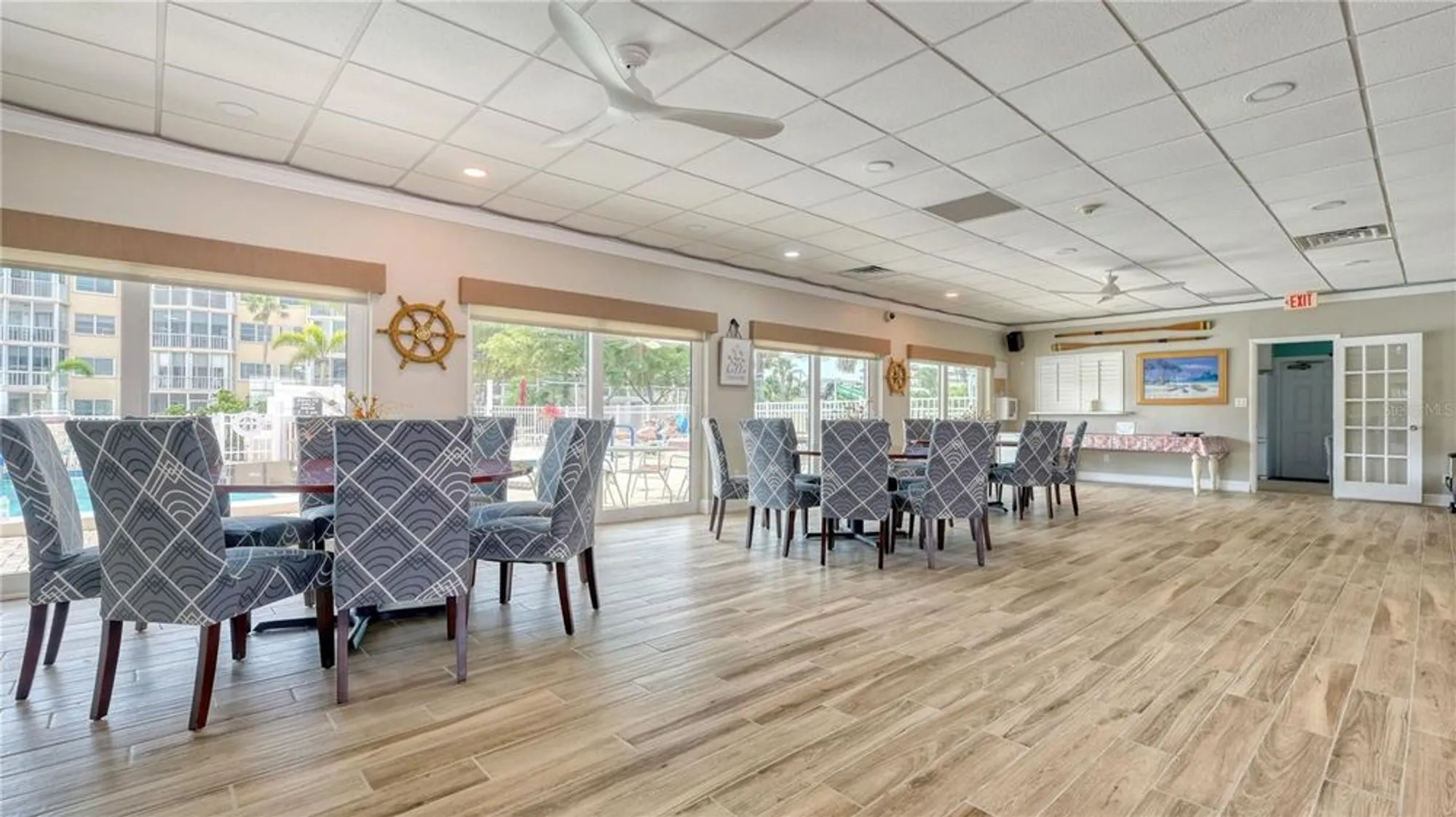 Property Slideshow image 52 of 62 | 1250 n portofino dr apt 208, Sarasota, FL, 34242