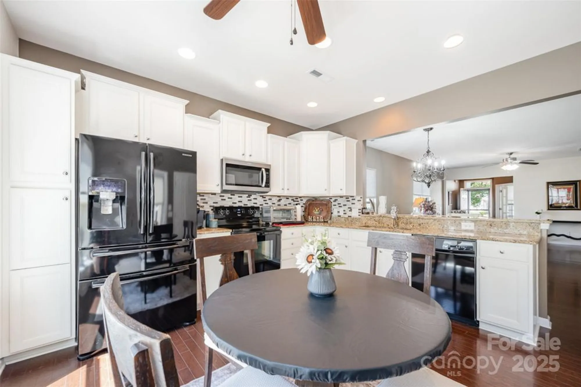 Property Slideshow image 11 of 32 | 23023 whimbrel cir, Fort Mill, SC, 29707