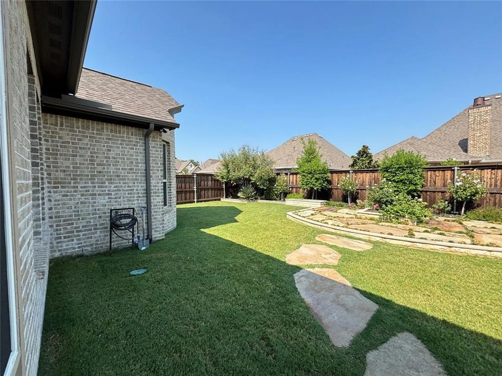 Property Slideshow image 27 of 34 | 8137 maybury, The Colony, TX, 75056
