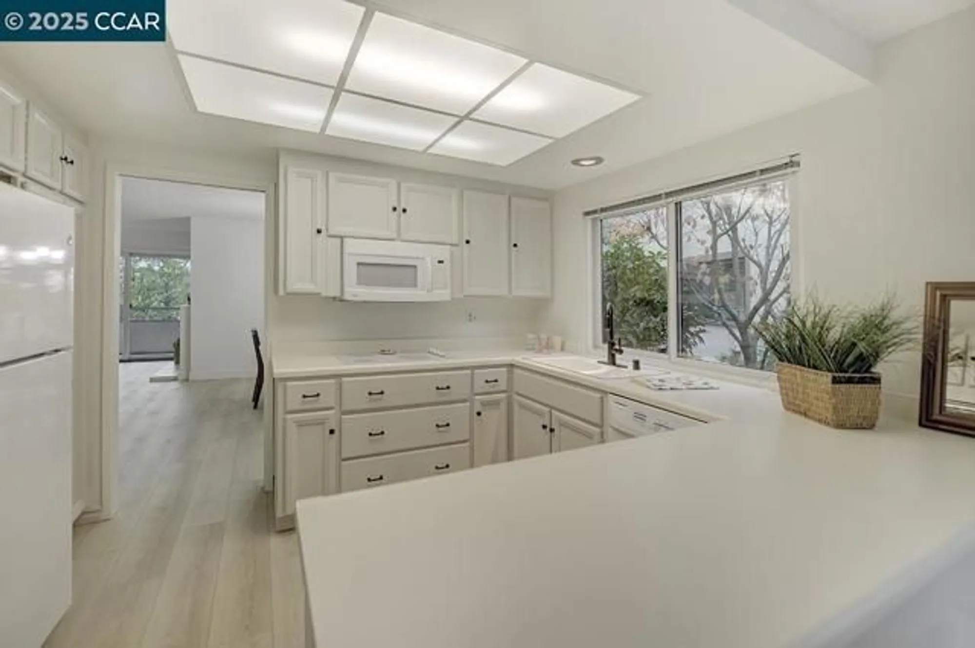 Property Slideshow image 13 of 54 | 3350 rossmoor pkwy 4, Walnut Creek, CA, 94595