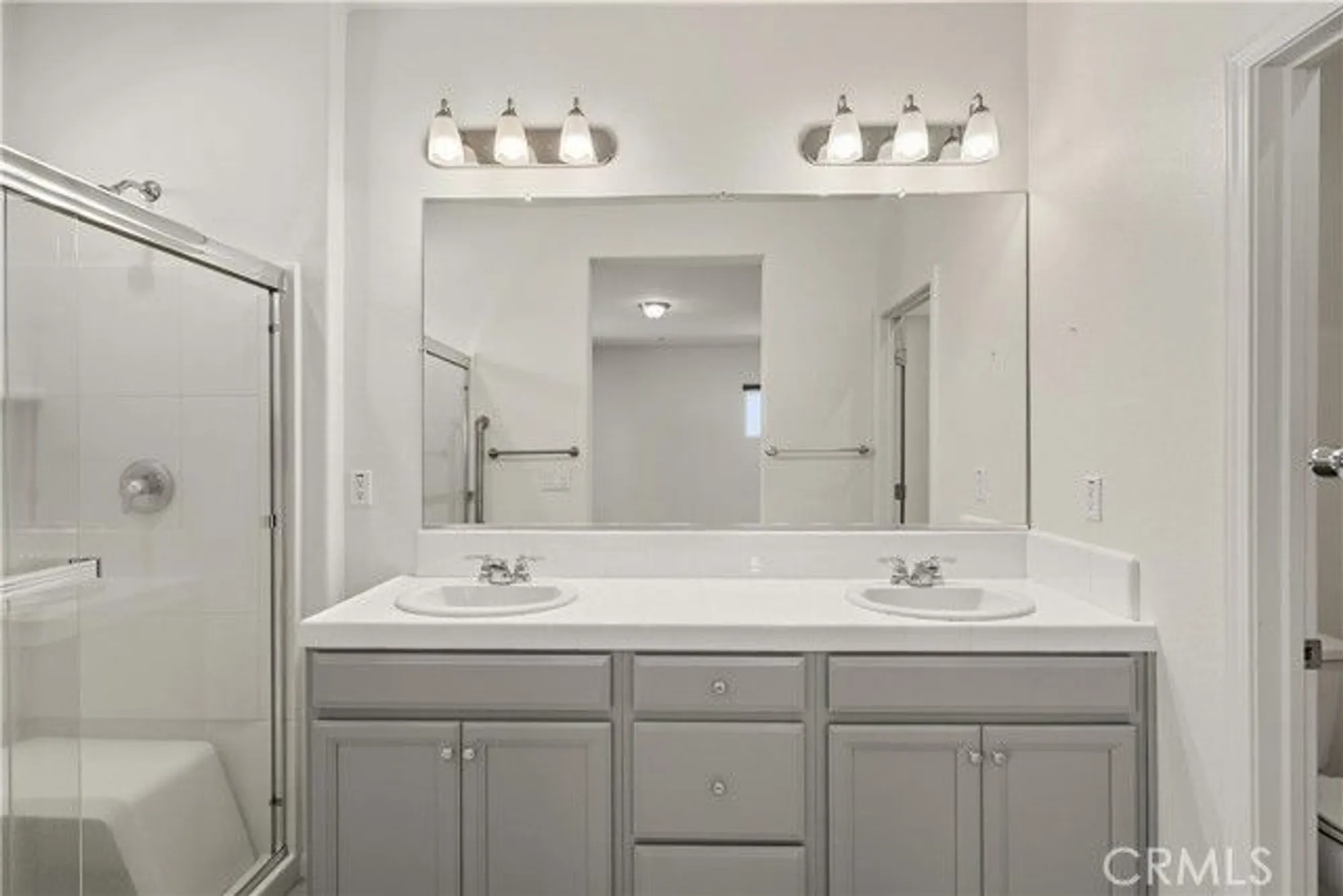 Property Slideshow image 23 of 45 | 737 betten st, Los Banos, CA, 93635