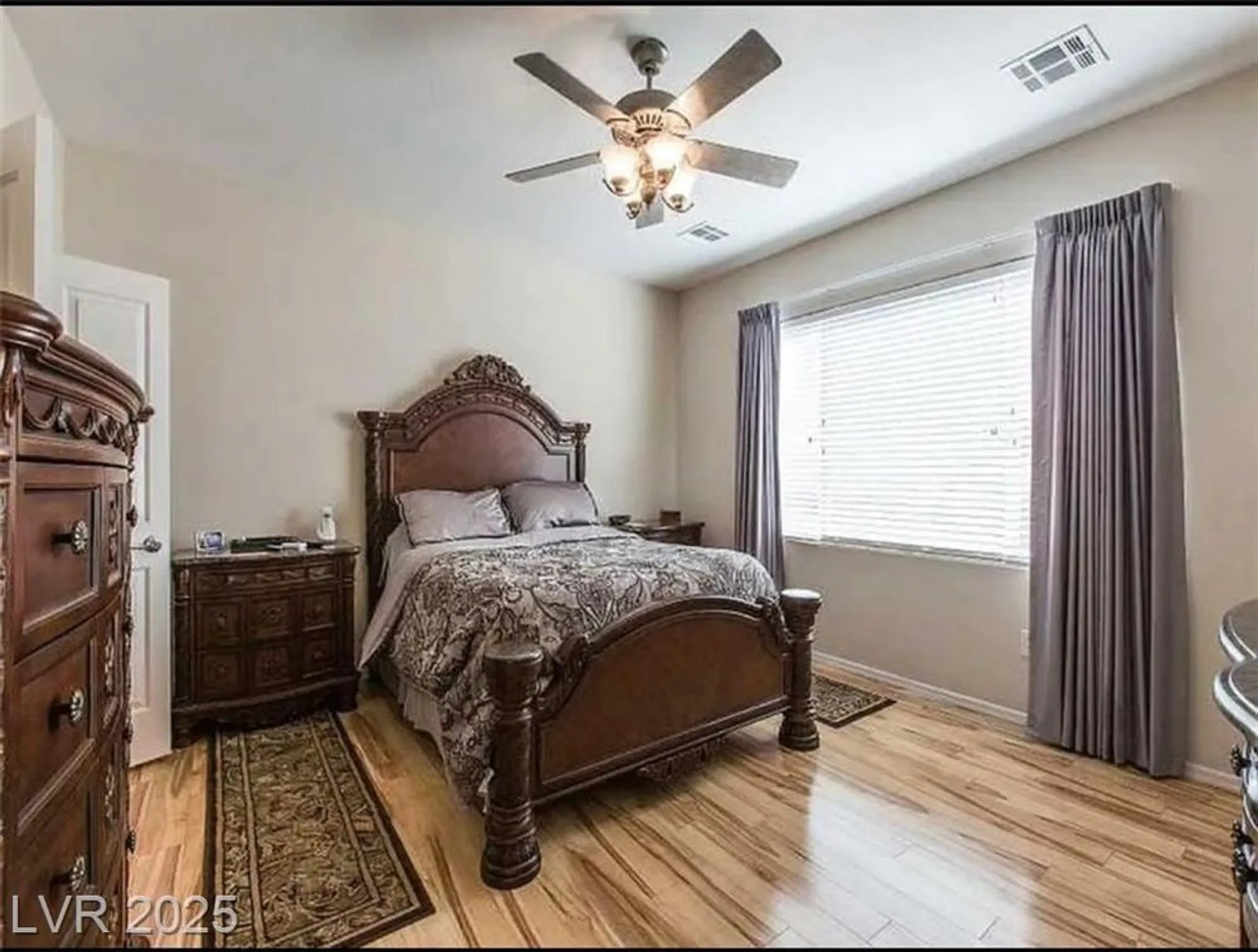 Property Slideshow image 11 of 17 | 2473 luminous stars st, Henderson, NV, 89044