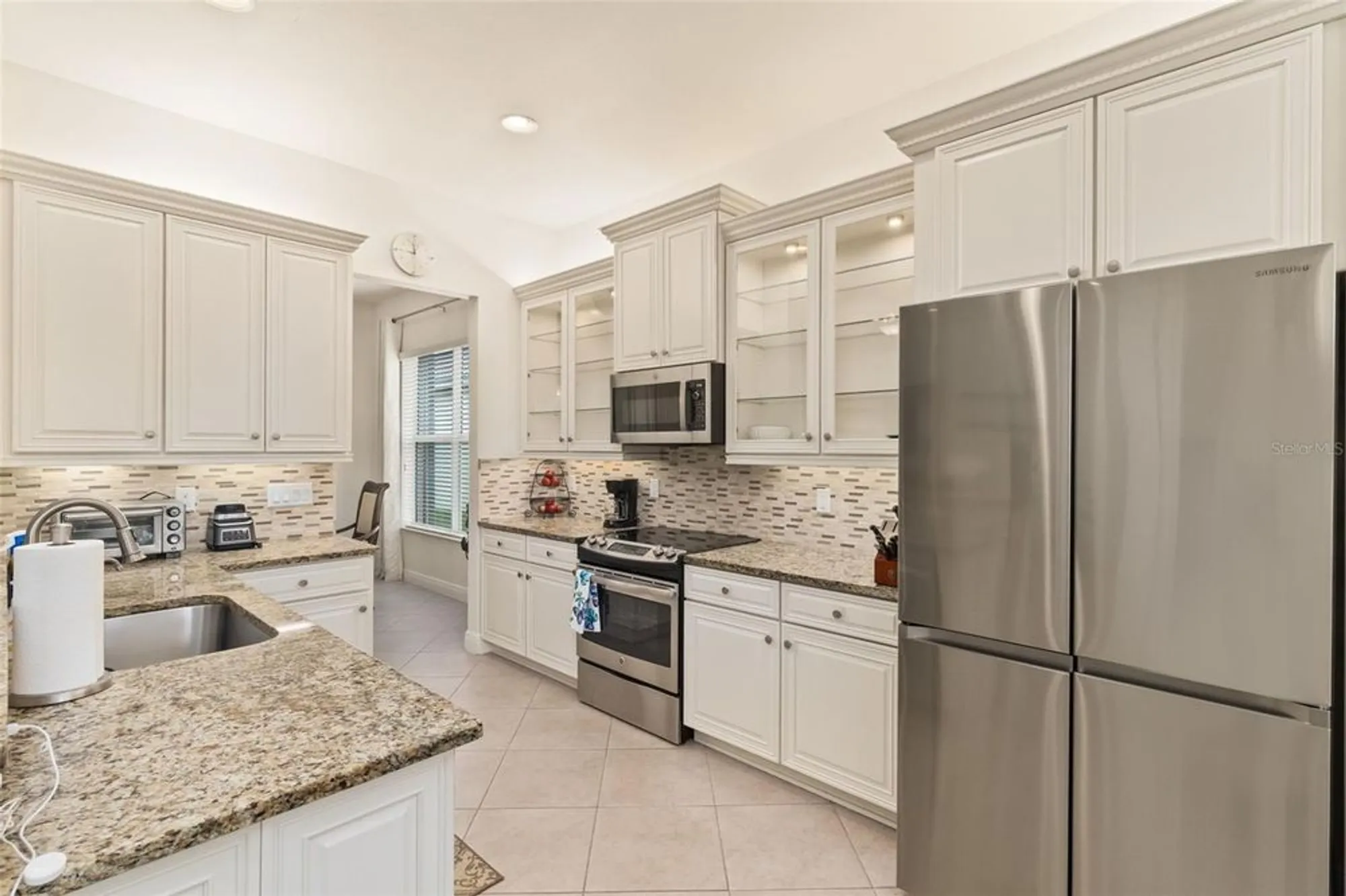 Property Slideshow image 20 of 49 | 16133 coquina bay ln, Wimauma, FL, 33598