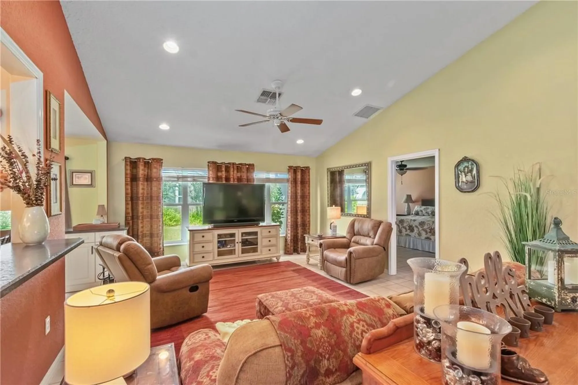 Property Slideshow image 11 of 44 | 11233 sw 73rd cir, Ocala, FL, 34476