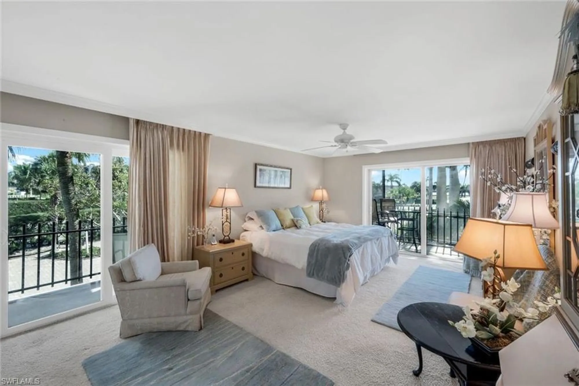 Property Slideshow image 17 of 45 | 3399 gulf shore blvd 203, Naples, FL, 34103