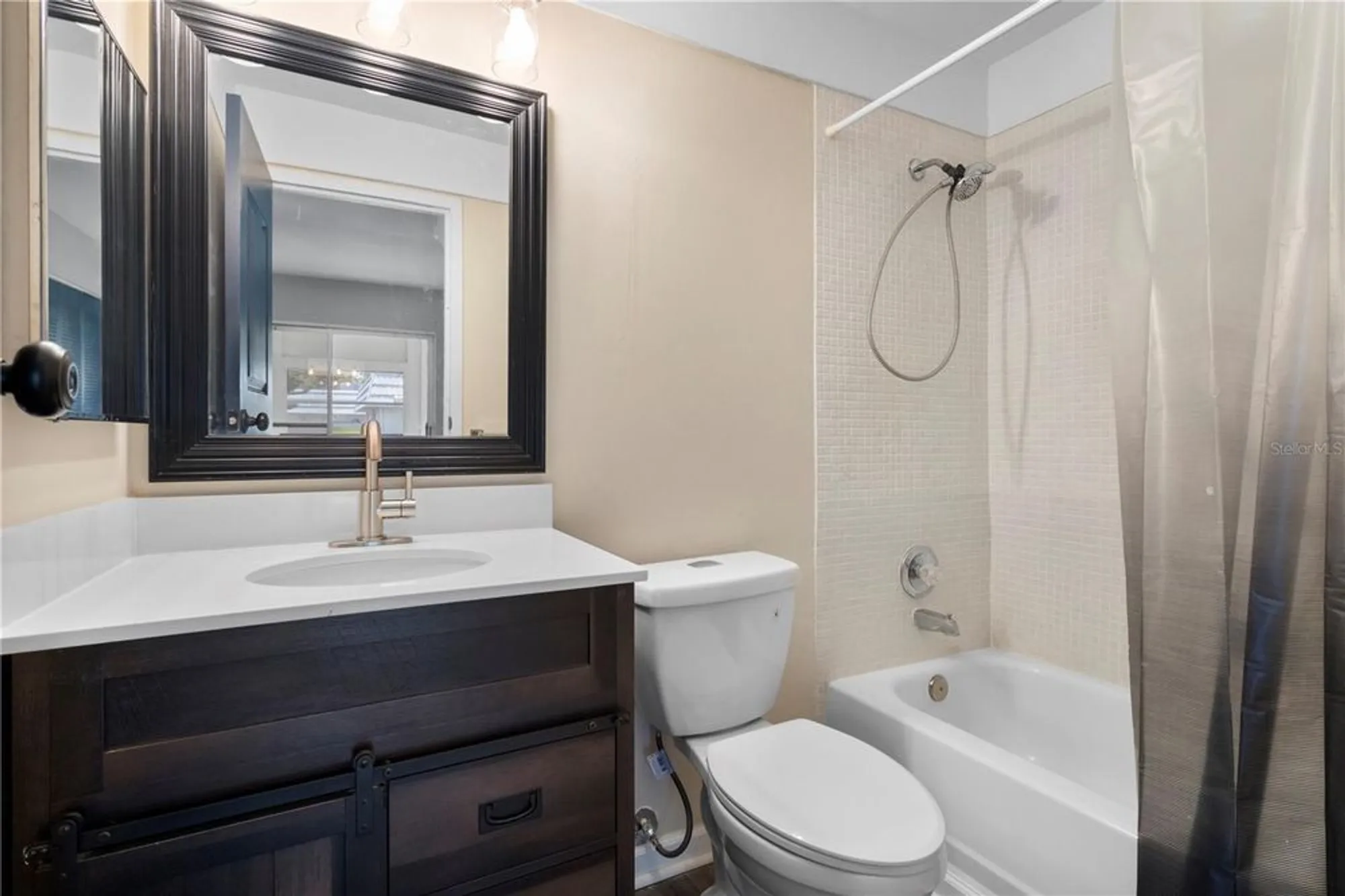 Property Slideshow image 13 of 53 | 201 bedford st 79, Sun City Center, FL, 33573