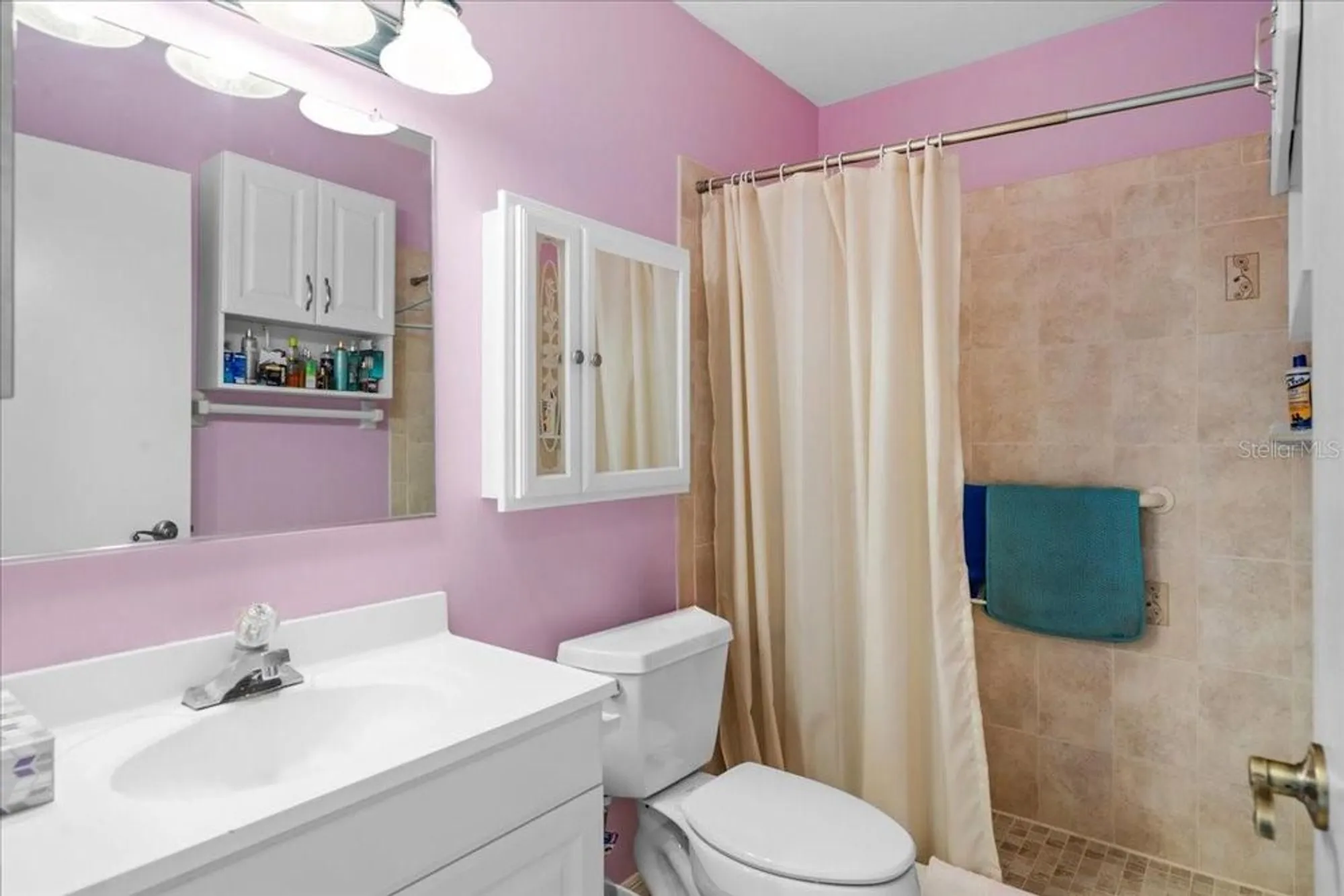 Property Slideshow image 14 of 34 | 2214 highclere cir # 6, Sun City Center, FL, 33573