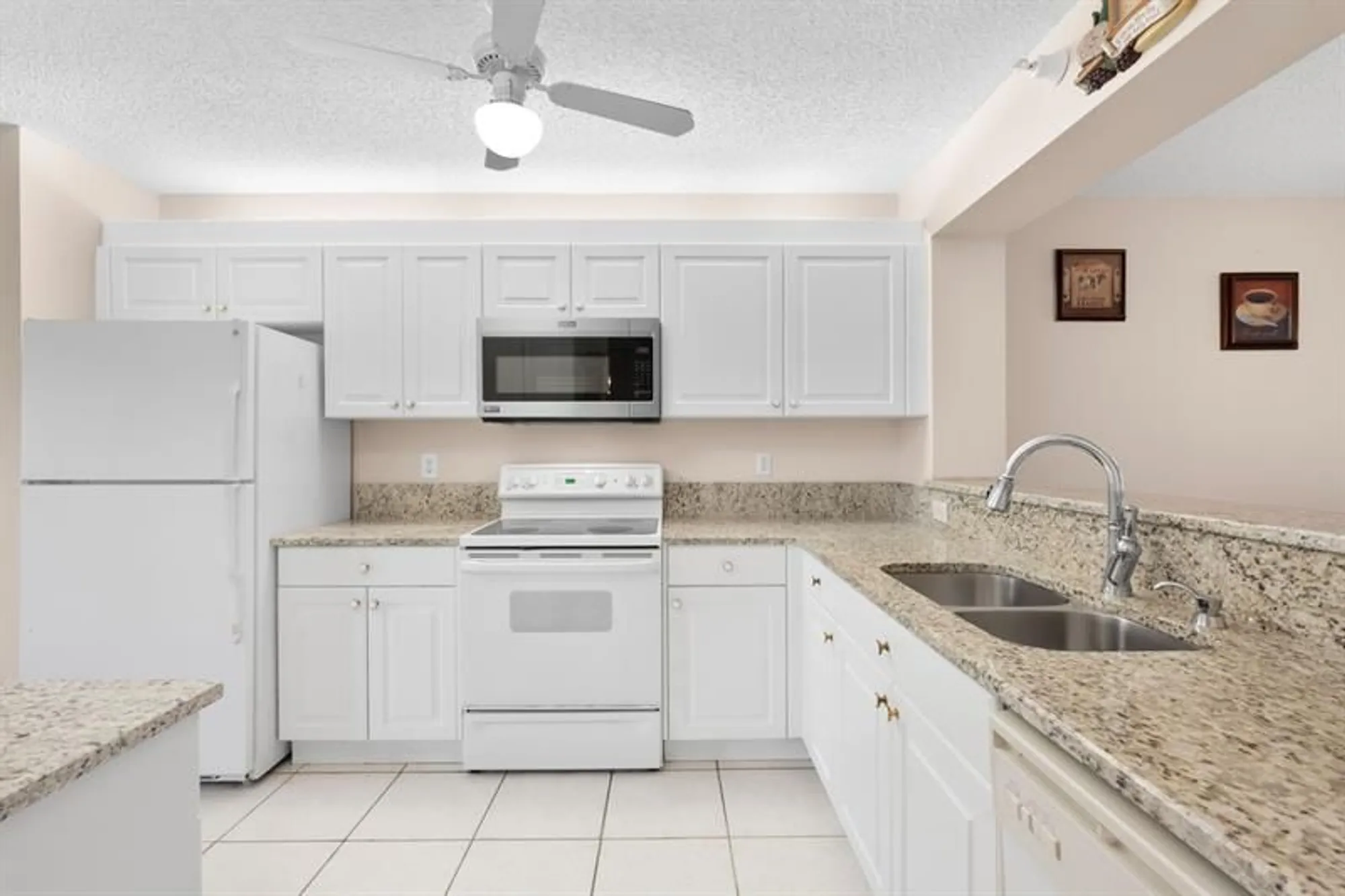 Property Slideshow image 9 of 24 | 7763 southampton ter 215, Tamarac, FL, 33321