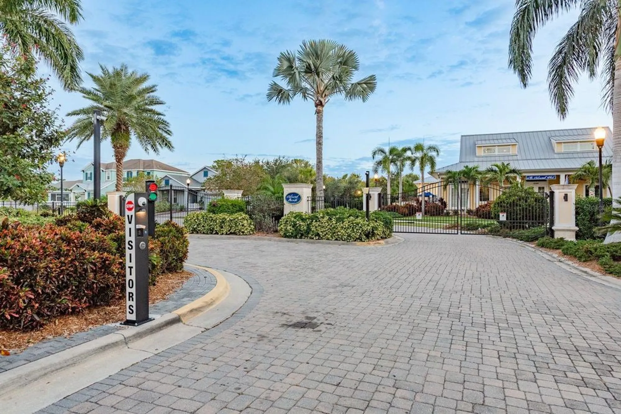 Property Slideshow image 40 of 43 | 5116 coastal scene dr, Apollo Beach, FL, 33572