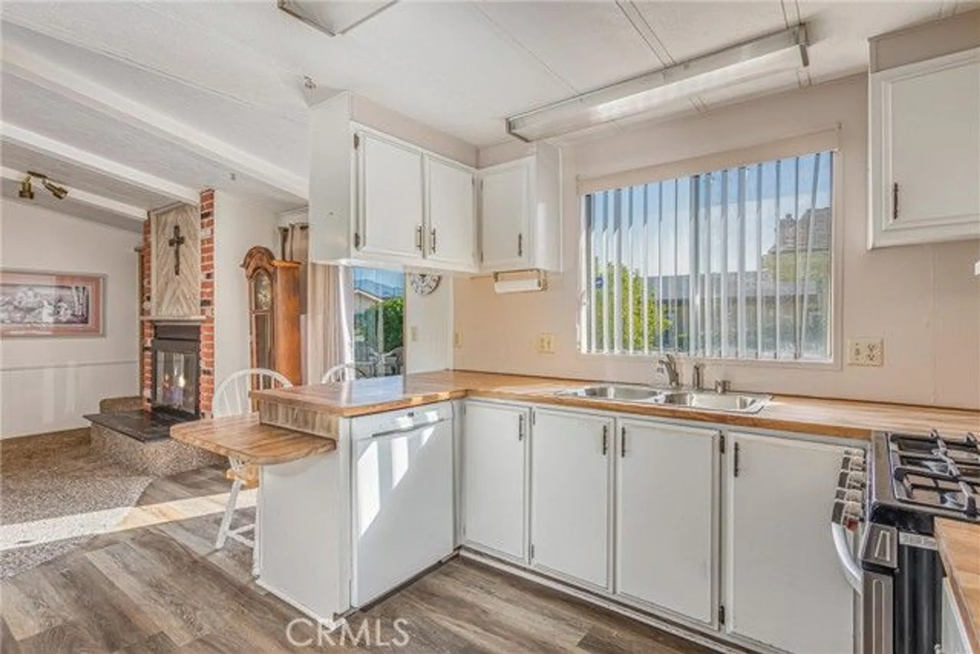 Property Slideshow image 10 of 37 | 3800 w wilson st spc 14, Banning, CA, 92220