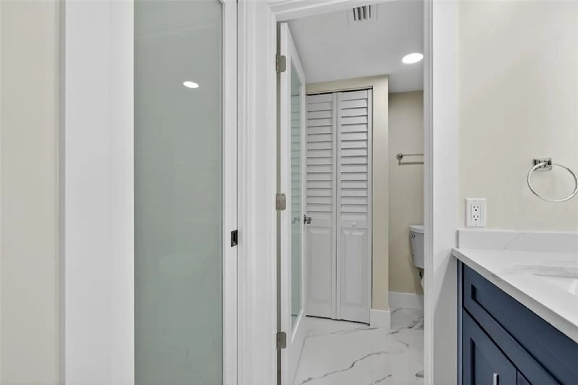 Property Slideshow image 43 of 83 | 3303 aruba way o4, Coconut Creek, FL, 33066