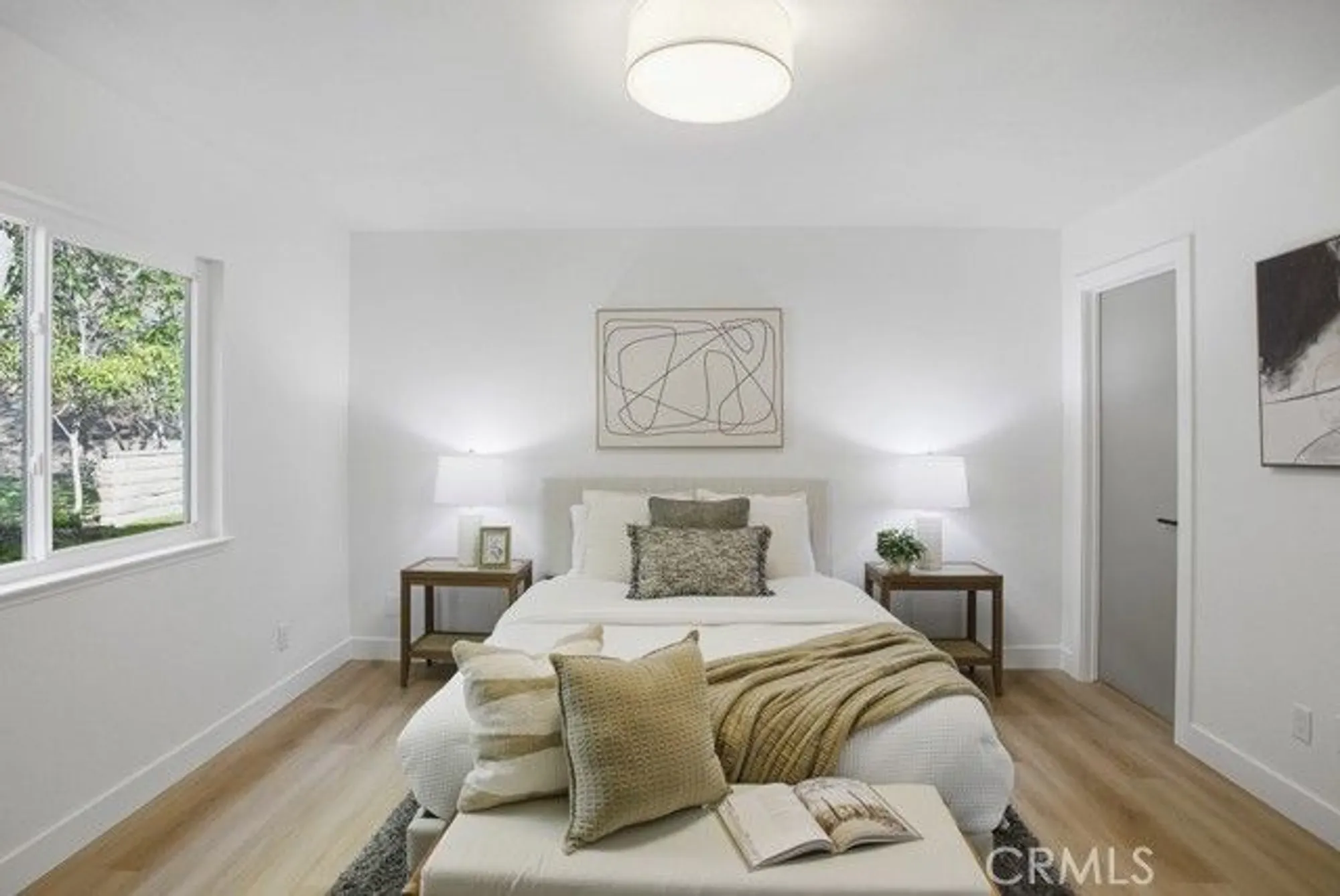 Property Slideshow image 29 of 52 | 1069 belleza st, Camarillo, CA, 93012