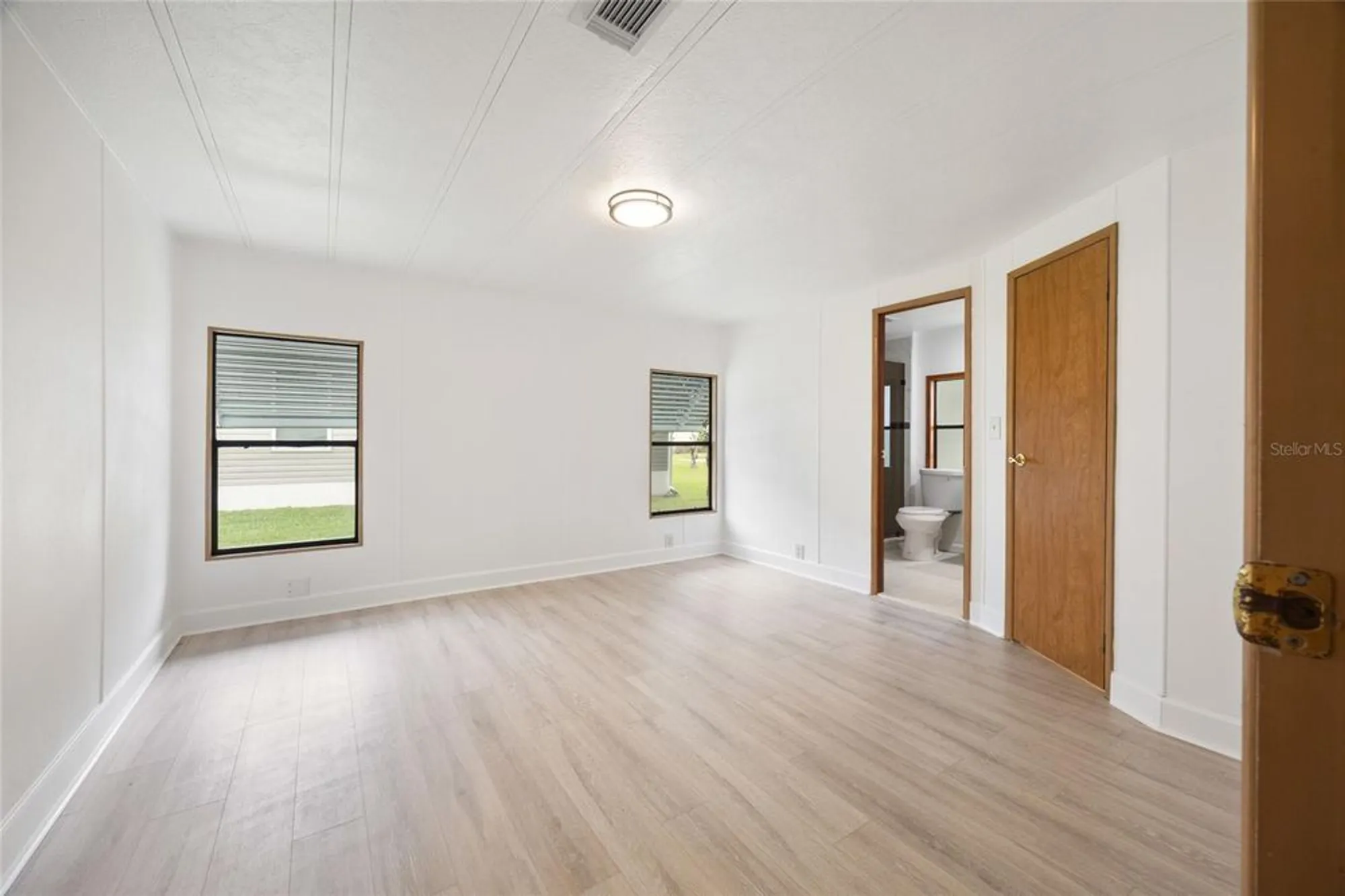 Property Slideshow image 14 of 27 | 712 jason dr, The Villages, FL, 32159