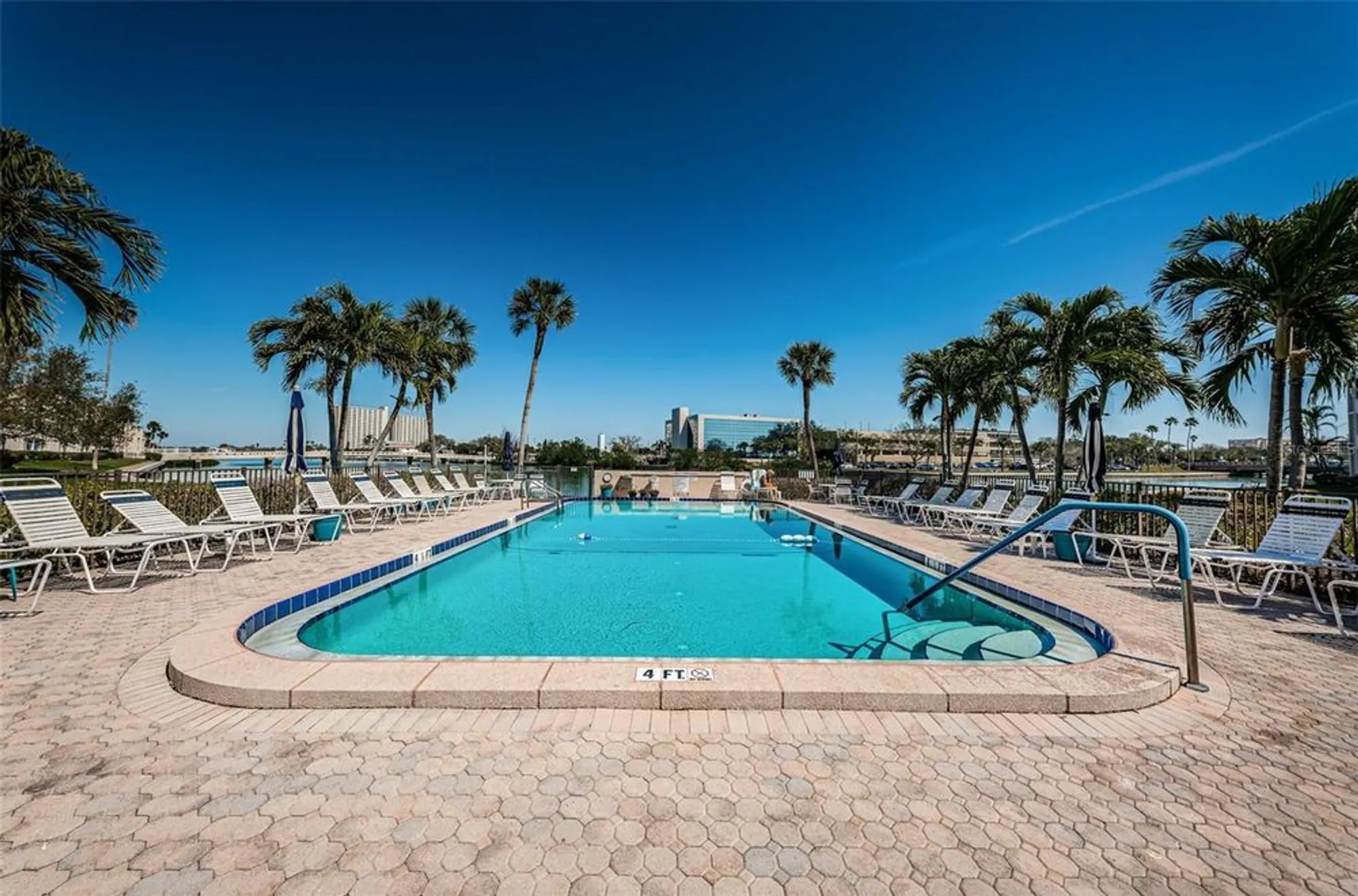 Property Slideshow image 61 of 75 | 7420 bay island dr 374, South Pasadena, FL, 33707