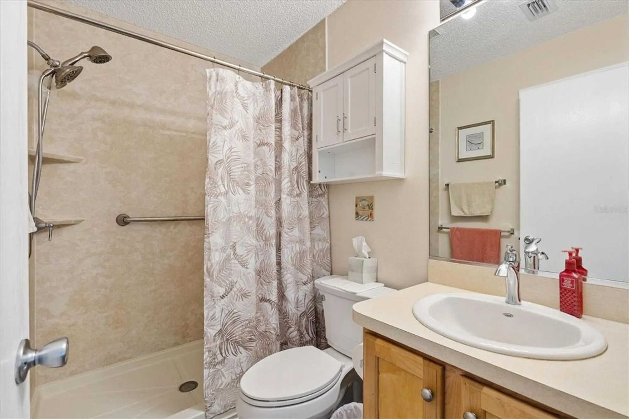 Property Slideshow image 19 of 31 | 16938 se 94th sunnybrook cir, The Villages, FL, 32162