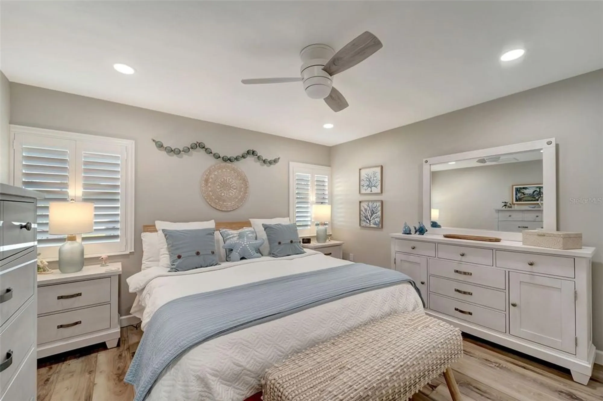 Property Slideshow image 22 of 36 | 3546 auburn ct 240, Sarasota, FL, 34231