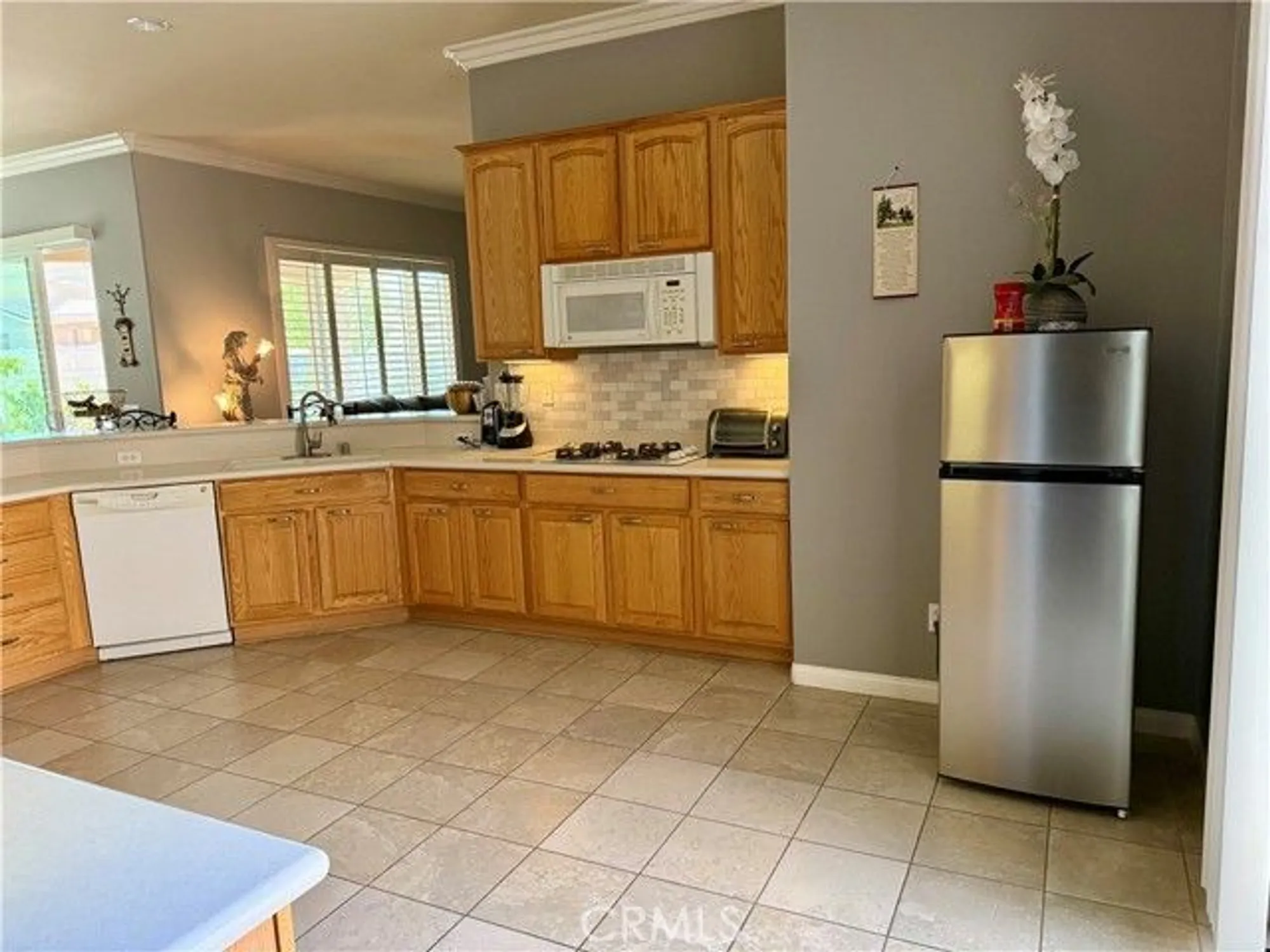 Property Slideshow image 9 of 42 | 10485 nobleton rd, Apple Valley, CA, 92308