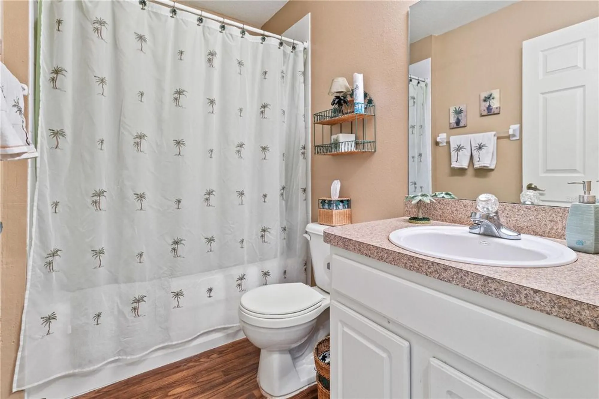 Property Slideshow image 22 of 40 | 3102 bellflower way, Lakeland, FL, 33811