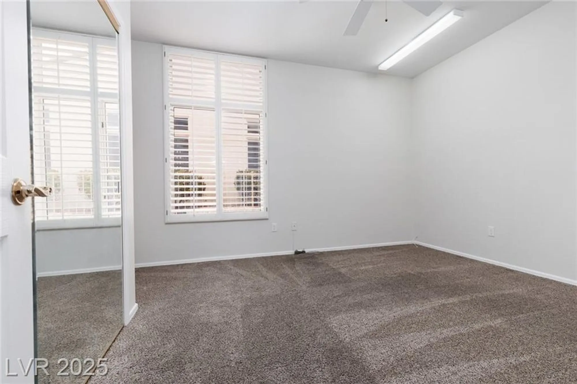 Property Slideshow image 29 of 67 | 2624 spalding dr, Las Vegas, NV, 89134