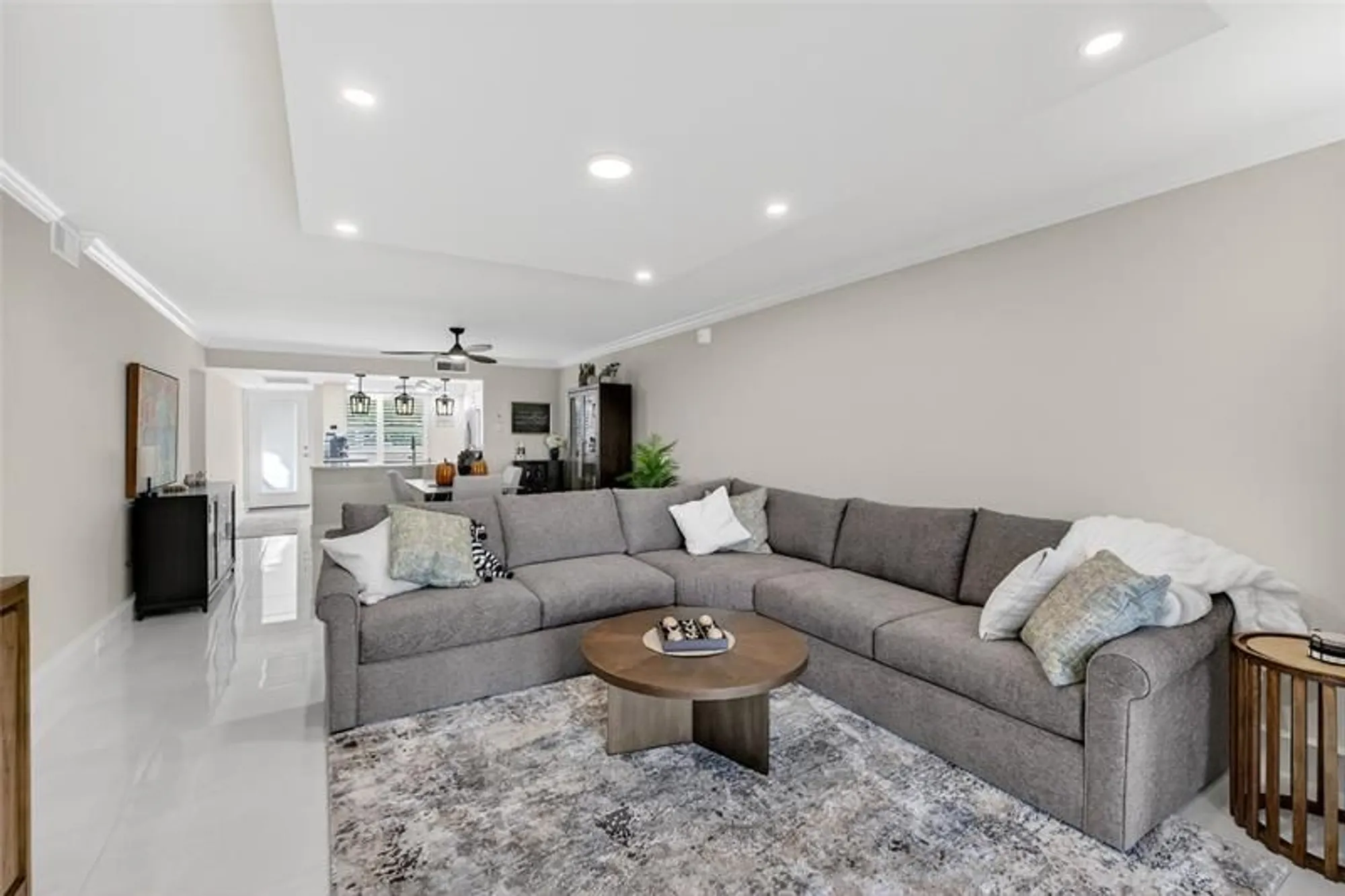 Property Slideshow image 9 of 45 | 3306 aruba way b2, Coconut Creek, FL, 33066